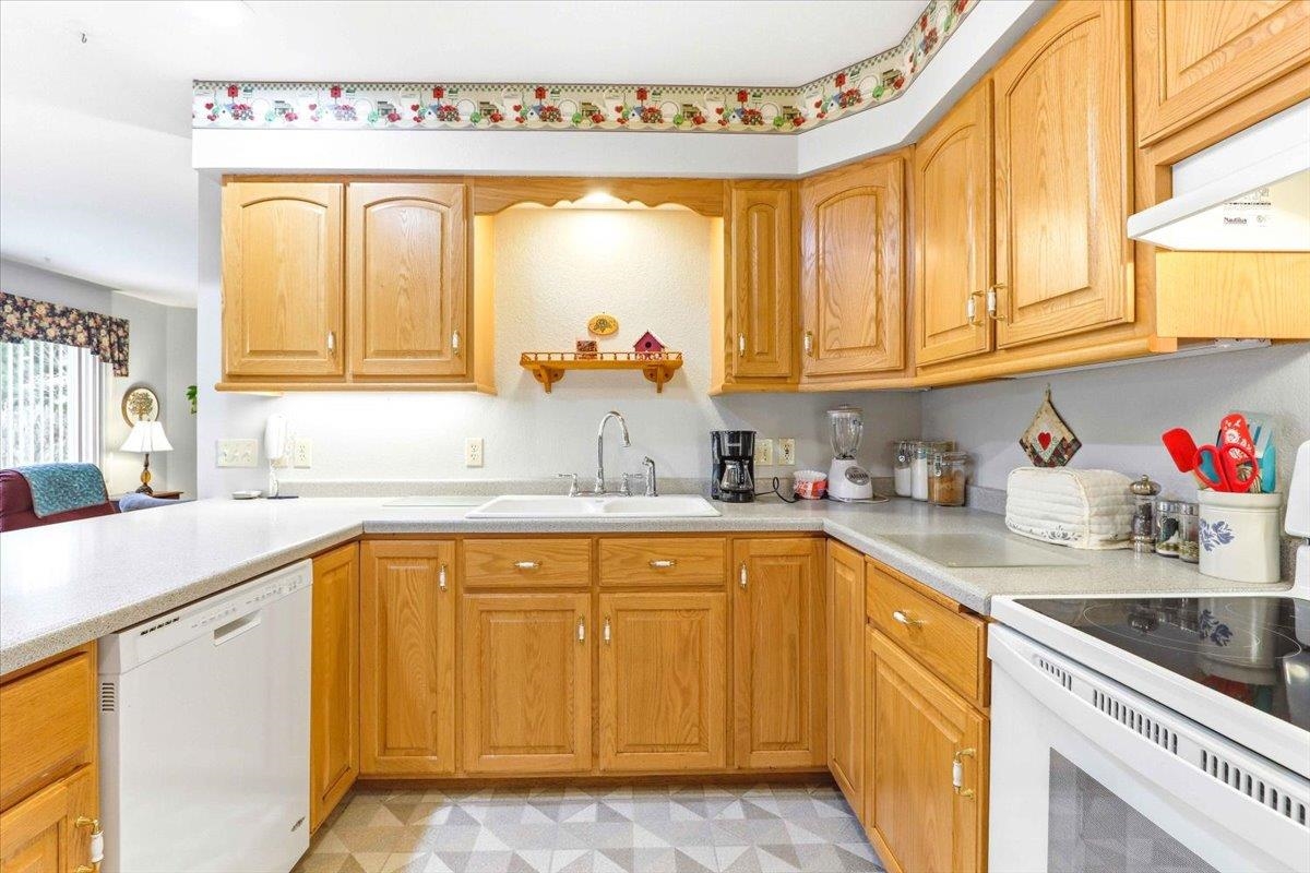 4641 RIDGEVIEW COURT, Wisconsin Rapids, Wisconsin 54494, 2 Bedrooms Bedrooms, ,3 BathroomsBathrooms,Residential,For Sale,4641 RIDGEVIEW COURT,22601263