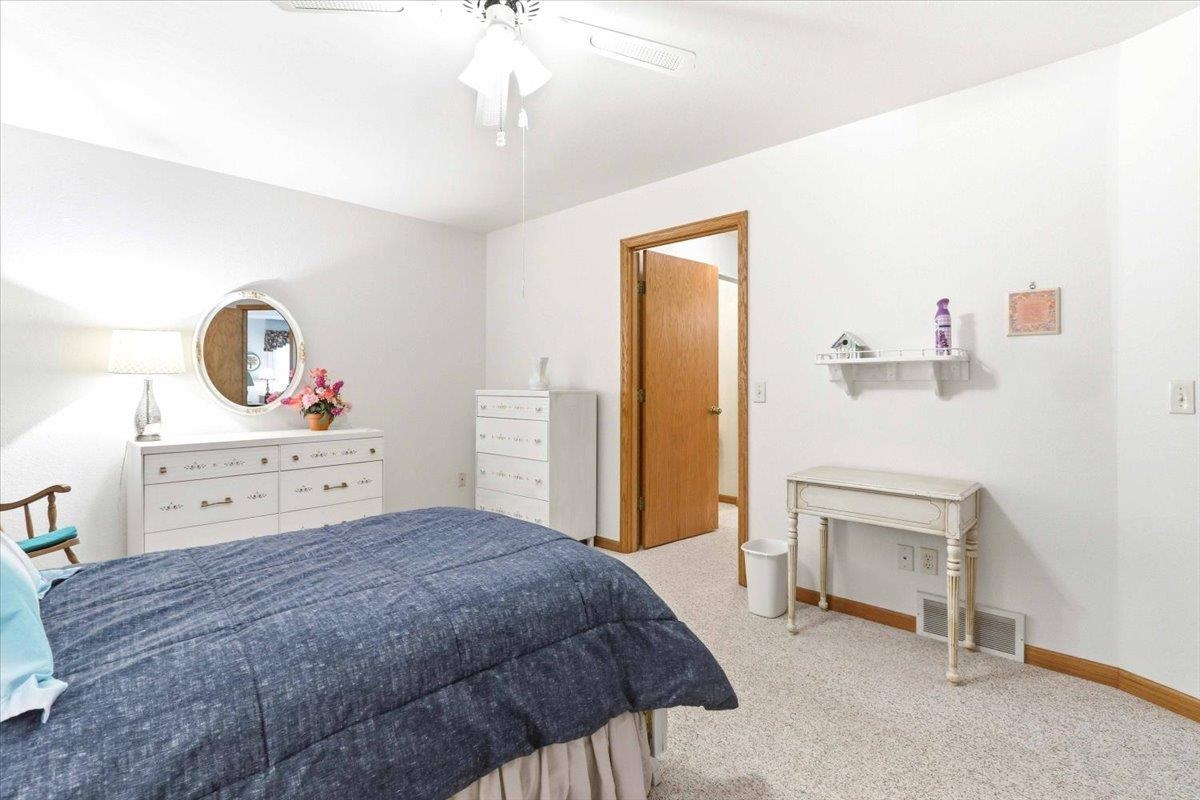 4641 RIDGEVIEW COURT, Wisconsin Rapids, Wisconsin 54494, 2 Bedrooms Bedrooms, ,3 BathroomsBathrooms,Residential,For Sale,4641 RIDGEVIEW COURT,22601263