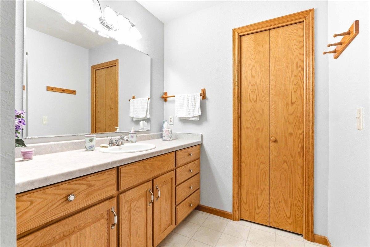 4641 RIDGEVIEW COURT, Wisconsin Rapids, Wisconsin 54494, 2 Bedrooms Bedrooms, ,3 BathroomsBathrooms,Residential,For Sale,4641 RIDGEVIEW COURT,22601263