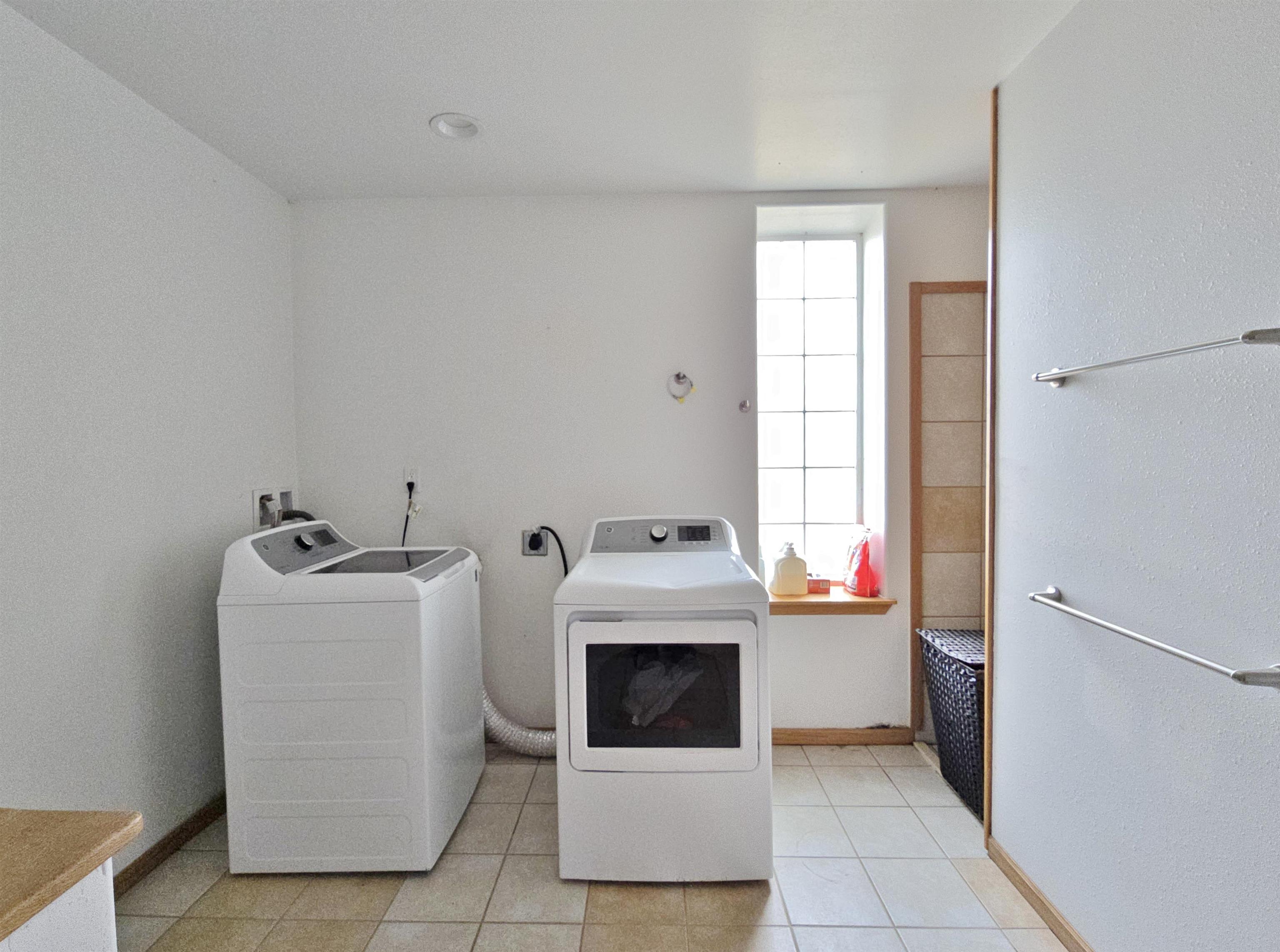 5404 YETTER ROAD, Pittsville, Wisconsin 54466-9717, 4 Bedrooms Bedrooms, ,3 BathroomsBathrooms,Residential,For Sale,5404 YETTER ROAD,22601267