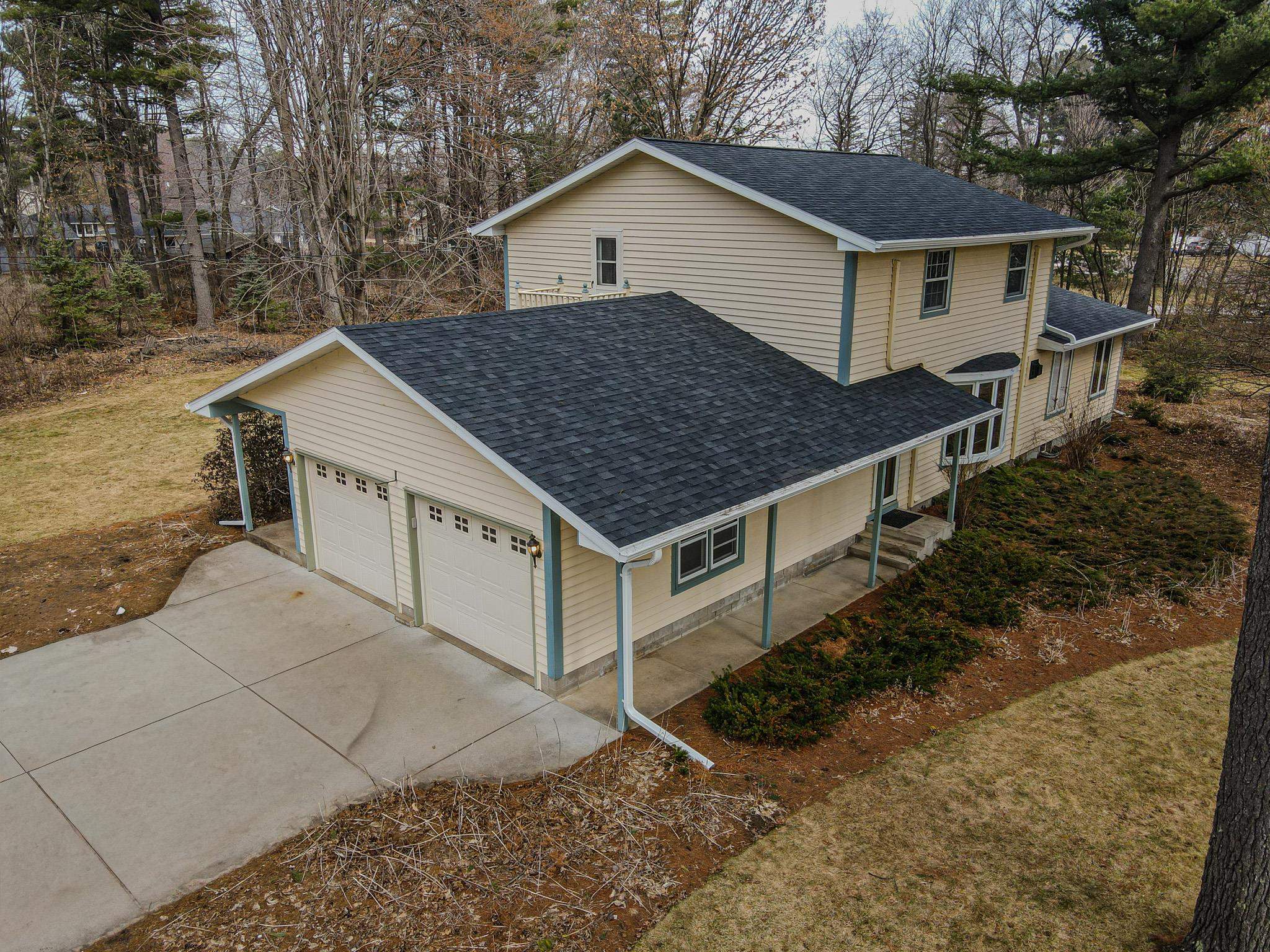2960 SHADY LANE, Wisconsin Rapids, Wisconsin 54494-6233, 4 Bedrooms Bedrooms, ,2 BathroomsBathrooms,Residential,For Sale,2960 SHADY LANE,22601268