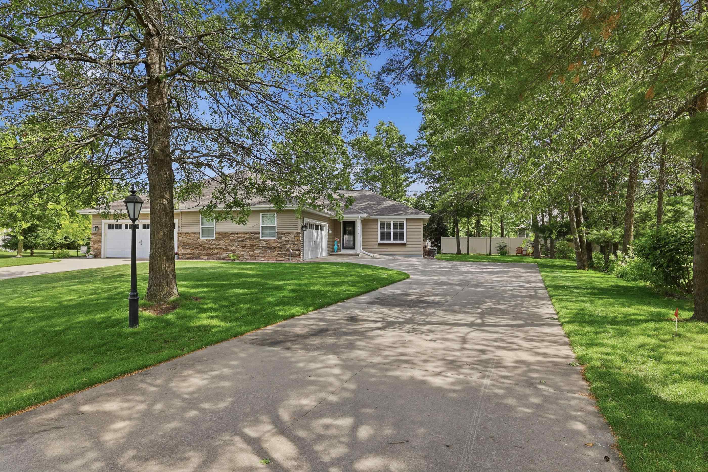 4277 WINDSONG PLACE, Plover, Wisconsin 54467, 3 Bedrooms Bedrooms, ,2 BathroomsBathrooms,Residential,For Sale,4277 WINDSONG PLACE,22601269