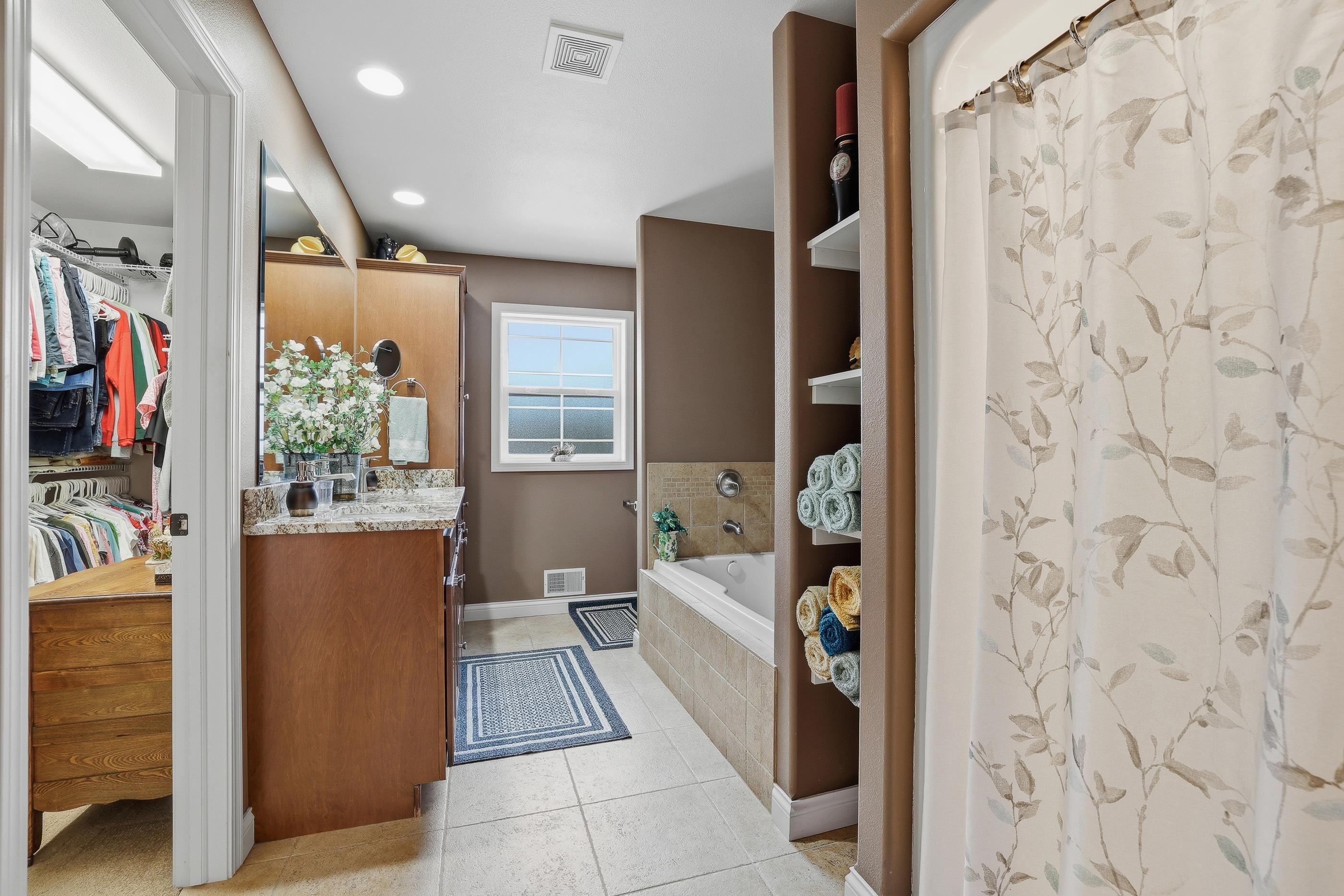 4277 WINDSONG PLACE, Plover, Wisconsin 54467, 3 Bedrooms Bedrooms, ,2 BathroomsBathrooms,Residential,For Sale,4277 WINDSONG PLACE,22601269