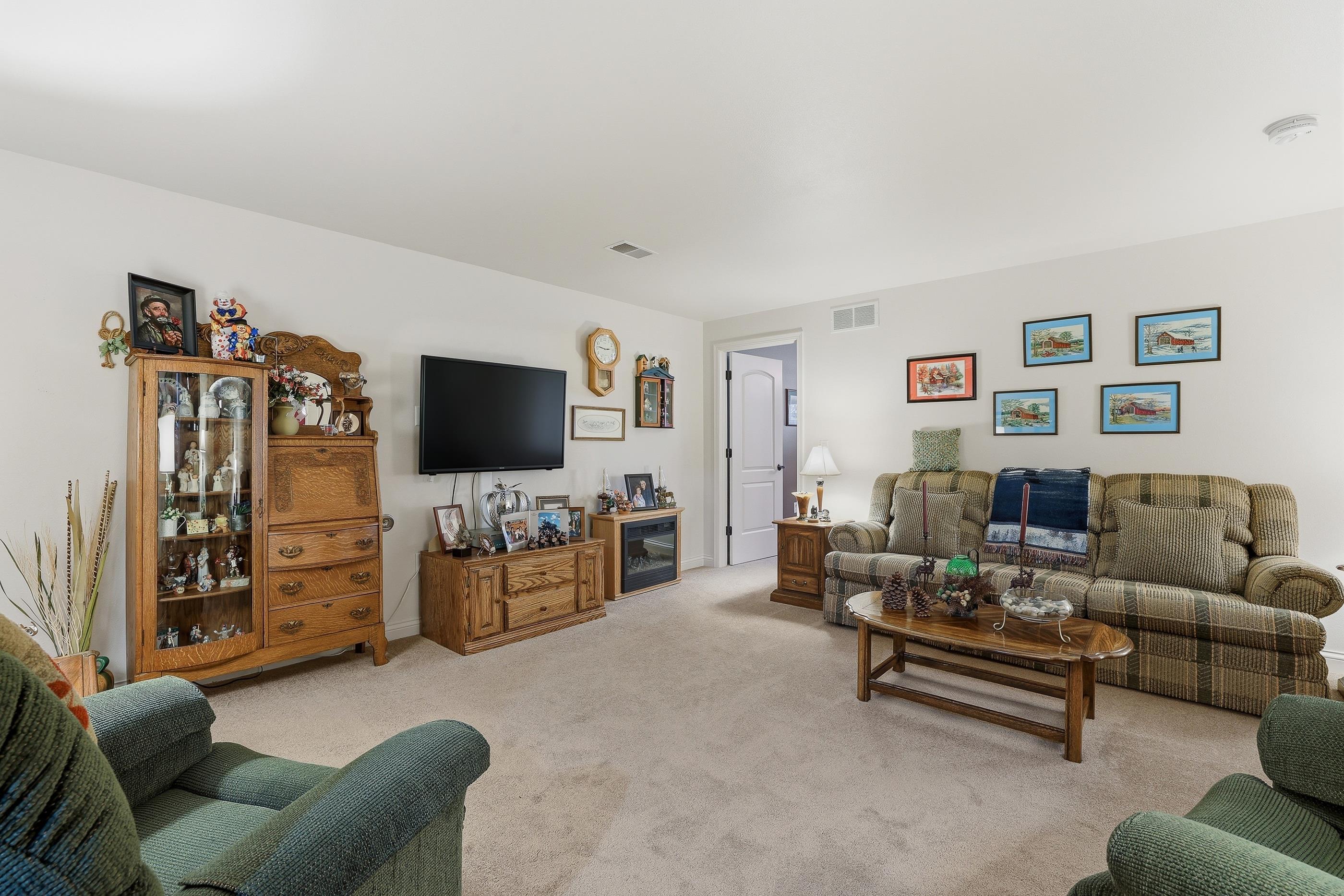 4277 WINDSONG PLACE, Plover, Wisconsin 54467, 3 Bedrooms Bedrooms, ,2 BathroomsBathrooms,Residential,For Sale,4277 WINDSONG PLACE,22601269