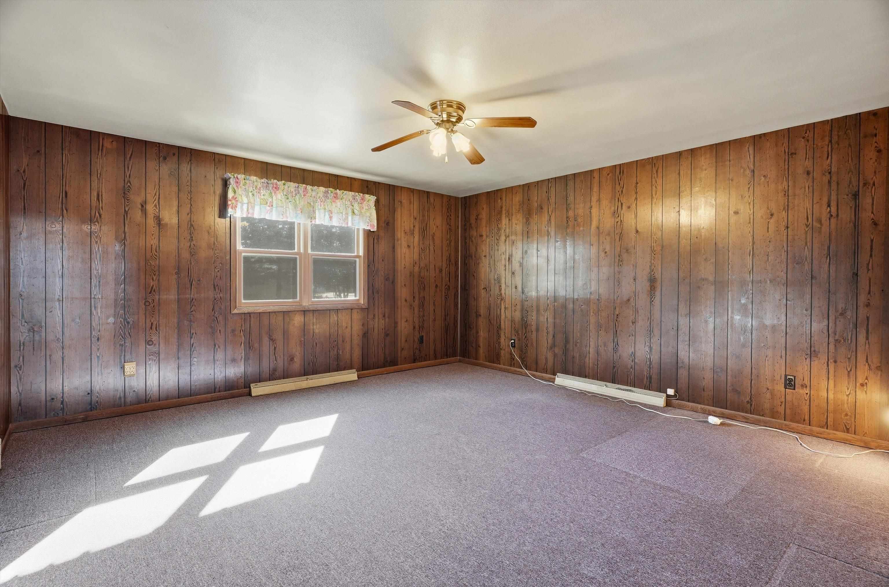 1906 S CEDAR AVENUE, Marshfield, Wisconsin 54449, 4 Bedrooms Bedrooms, ,2 BathroomsBathrooms,Residential,For Sale,1906 S CEDAR AVENUE,22601275