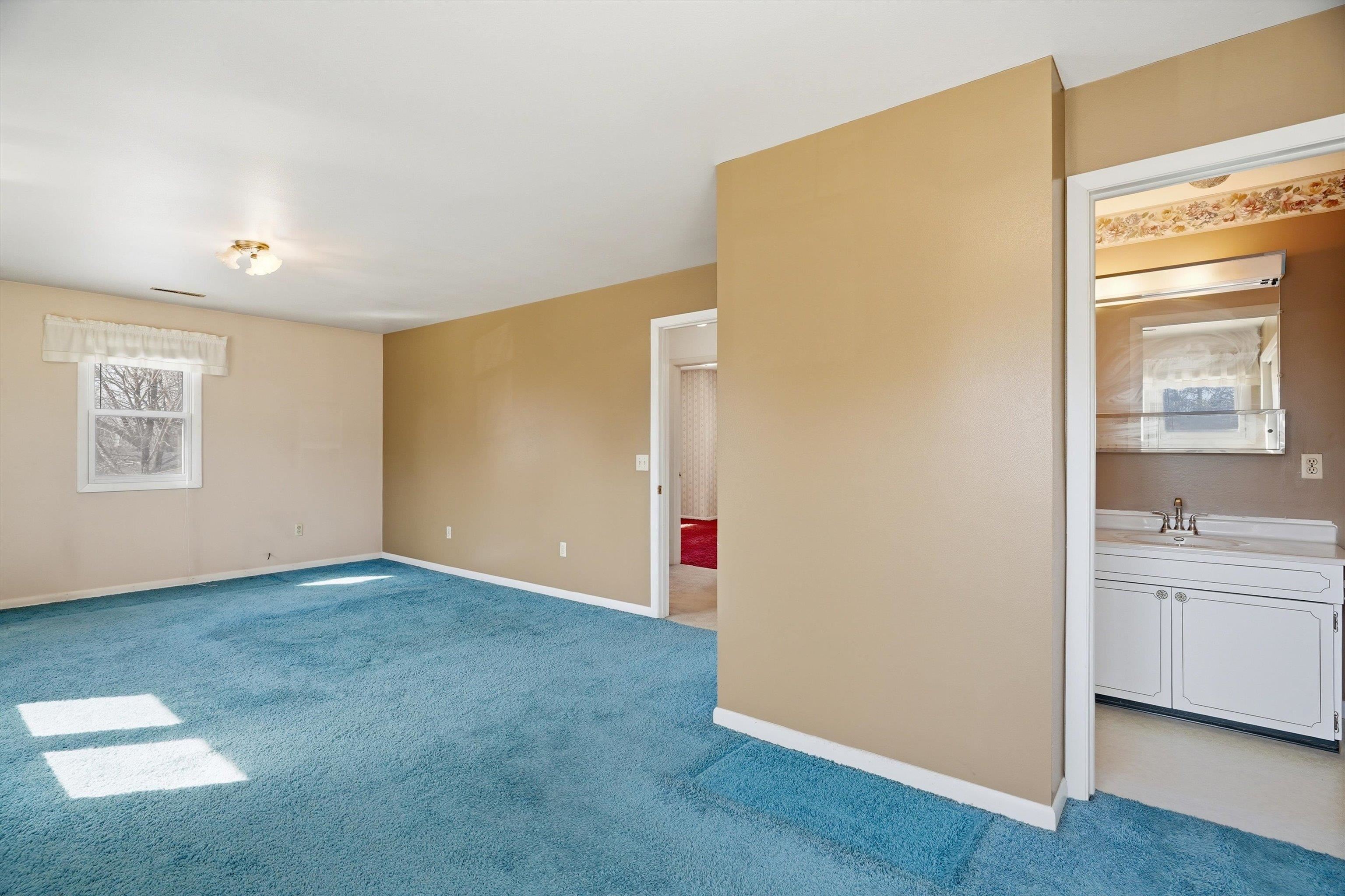 1906 S CEDAR AVENUE, Marshfield, Wisconsin 54449, 4 Bedrooms Bedrooms, ,2 BathroomsBathrooms,Residential,For Sale,1906 S CEDAR AVENUE,22601275