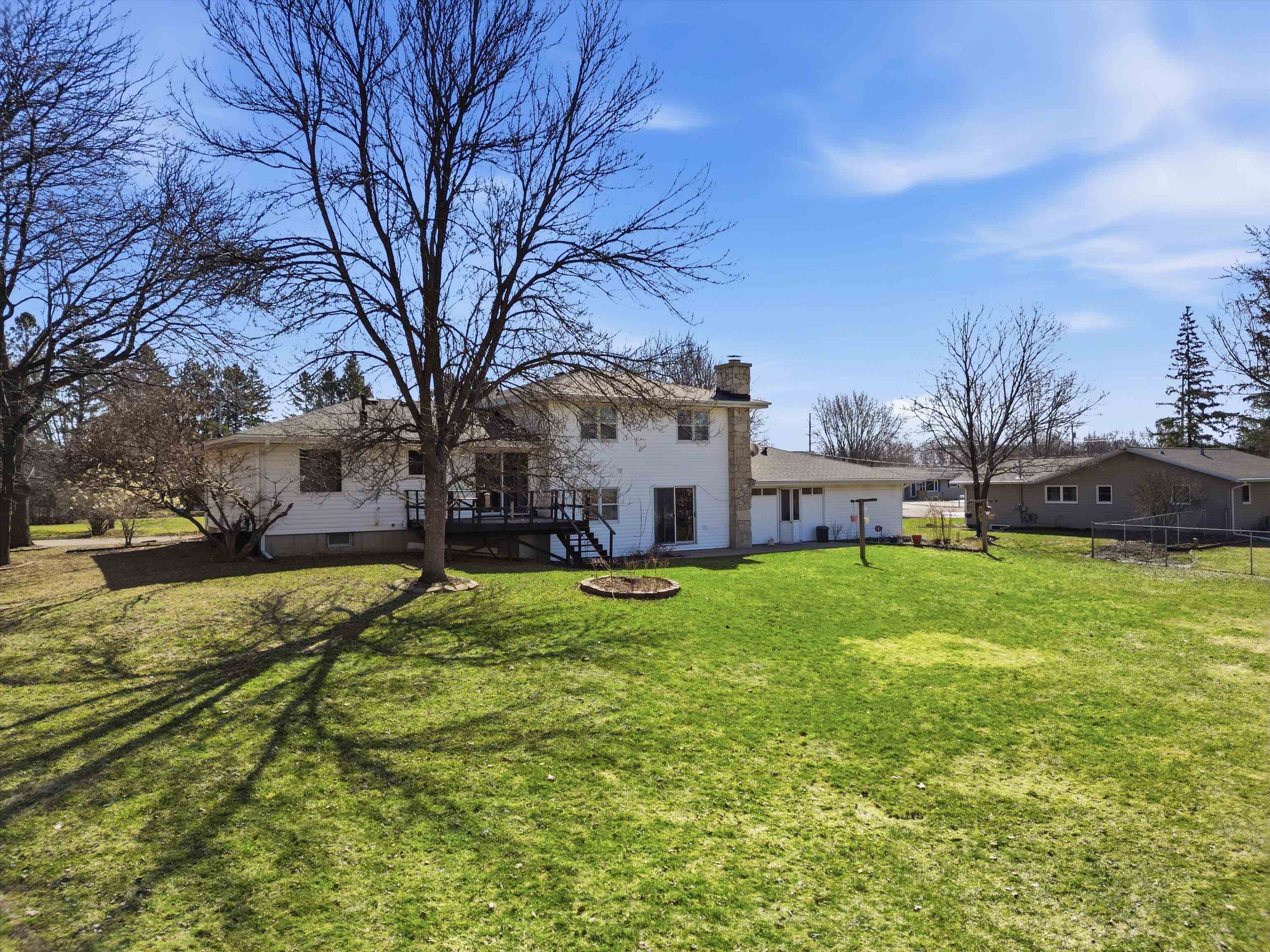 1906 S CEDAR AVENUE, Marshfield, Wisconsin 54449, 4 Bedrooms Bedrooms, ,2 BathroomsBathrooms,Residential,For Sale,1906 S CEDAR AVENUE,22601275