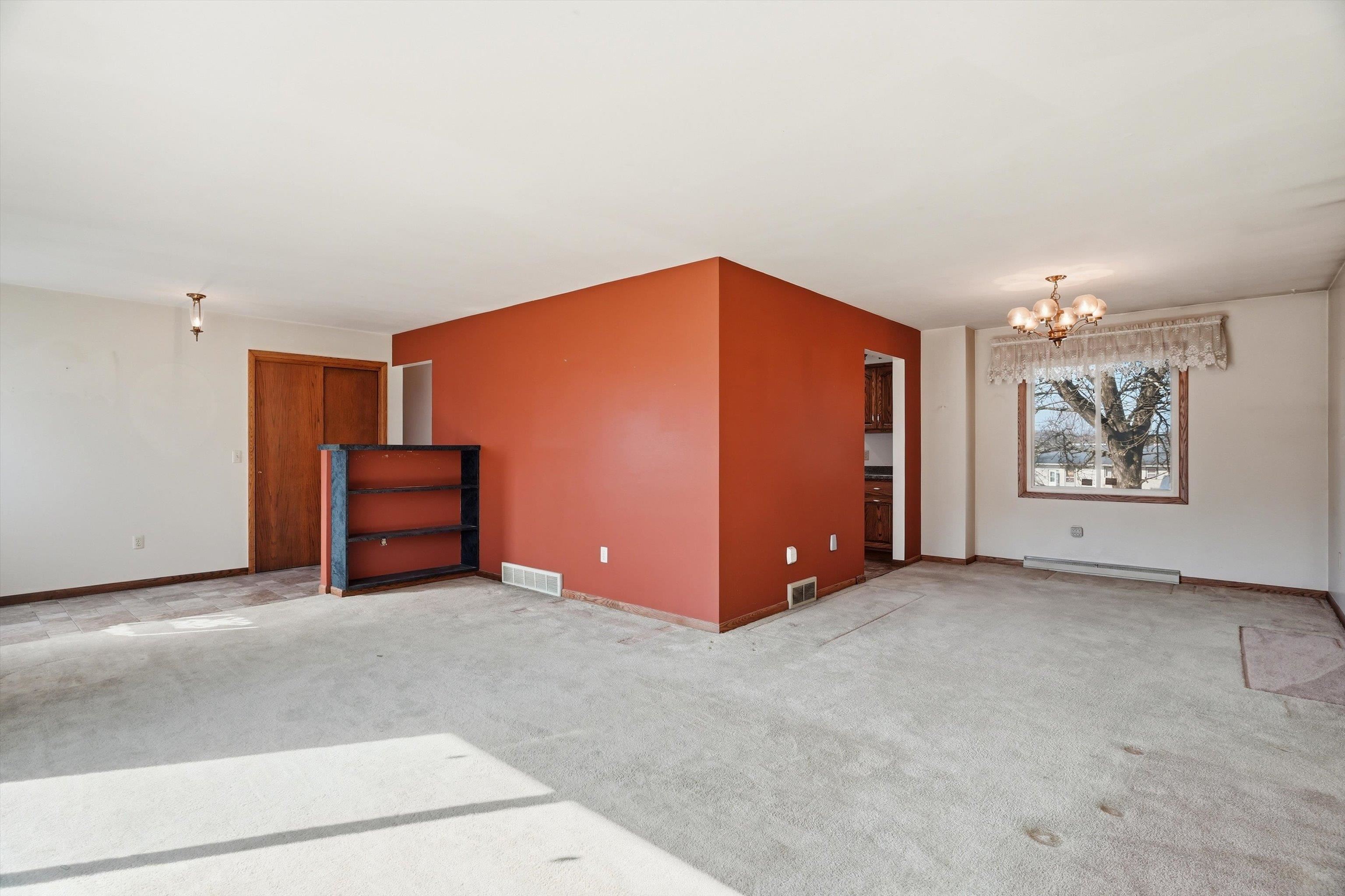 1906 S CEDAR AVENUE, Marshfield, Wisconsin 54449, 4 Bedrooms Bedrooms, ,2 BathroomsBathrooms,Residential,For Sale,1906 S CEDAR AVENUE,22601275