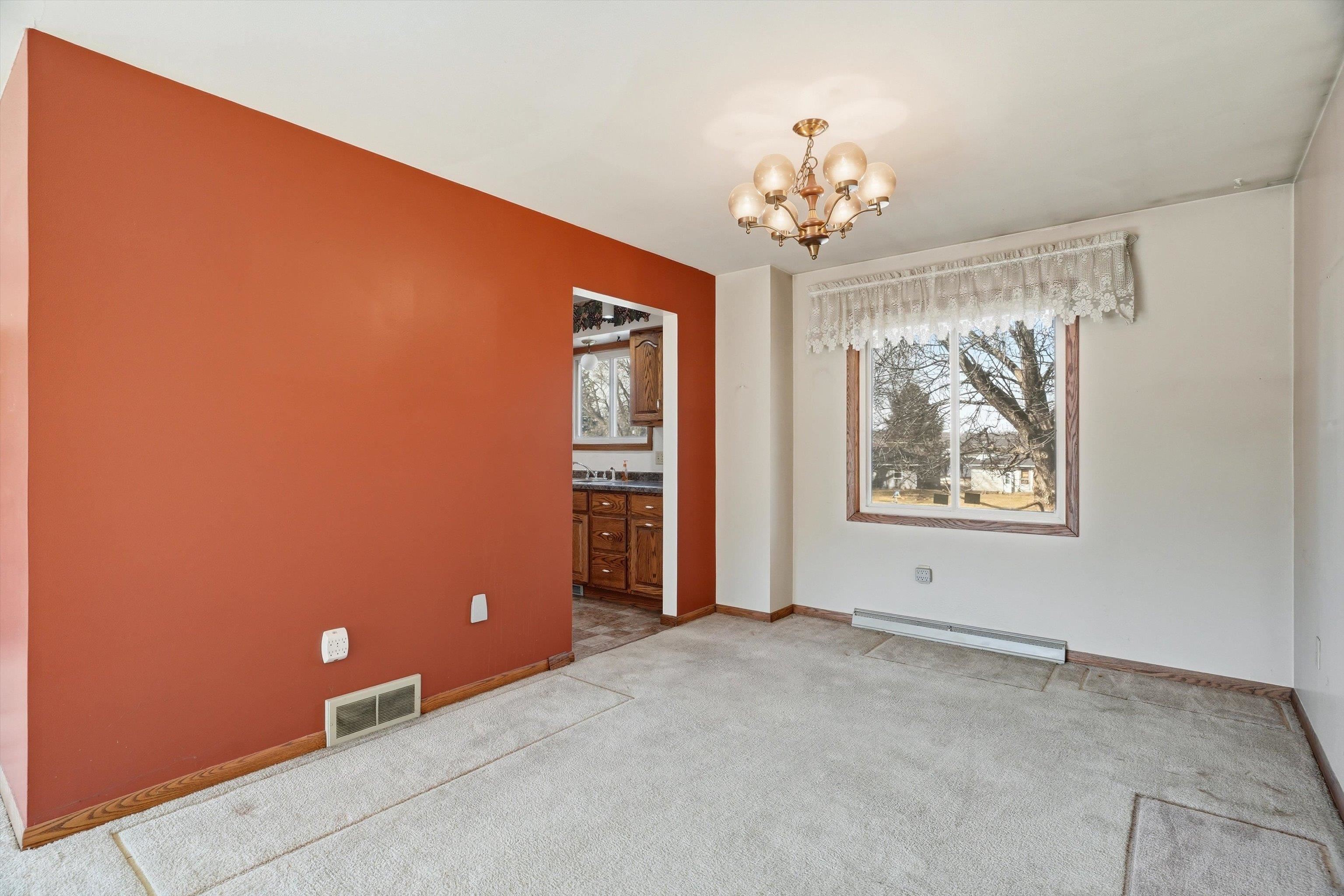 1906 S CEDAR AVENUE, Marshfield, Wisconsin 54449, 4 Bedrooms Bedrooms, ,2 BathroomsBathrooms,Residential,For Sale,1906 S CEDAR AVENUE,22601275