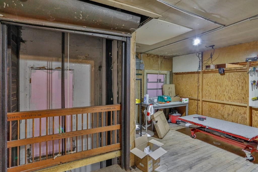 920-924 E MAIN STREET, Merrill, Wisconsin 54452, ,Commercial/industrial,For Sale,920-924 E MAIN STREET,22601277