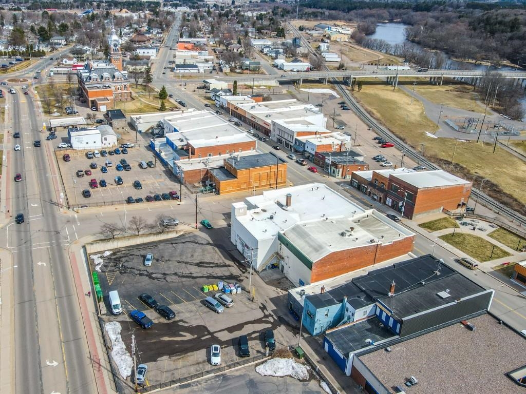 920-924 E MAIN STREET, Merrill, Wisconsin 54452, ,Commercial/industrial,For Sale,920-924 E MAIN STREET,22601277