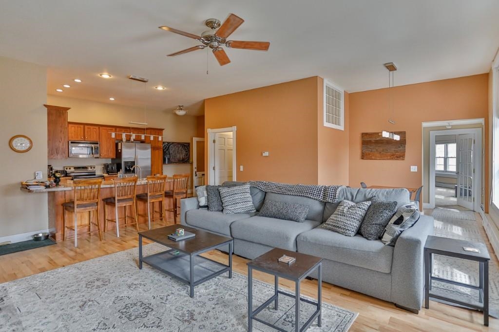 920-924 E MAIN STREET, Merrill, Wisconsin 54452, ,Commercial/industrial,For Sale,920-924 E MAIN STREET,22601277