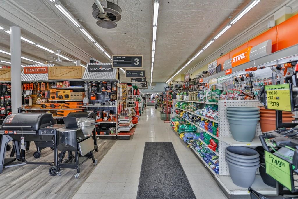 920-924 E MAIN STREET, Merrill, Wisconsin 54452, ,Commercial/industrial,For Sale,920-924 E MAIN STREET,22601277