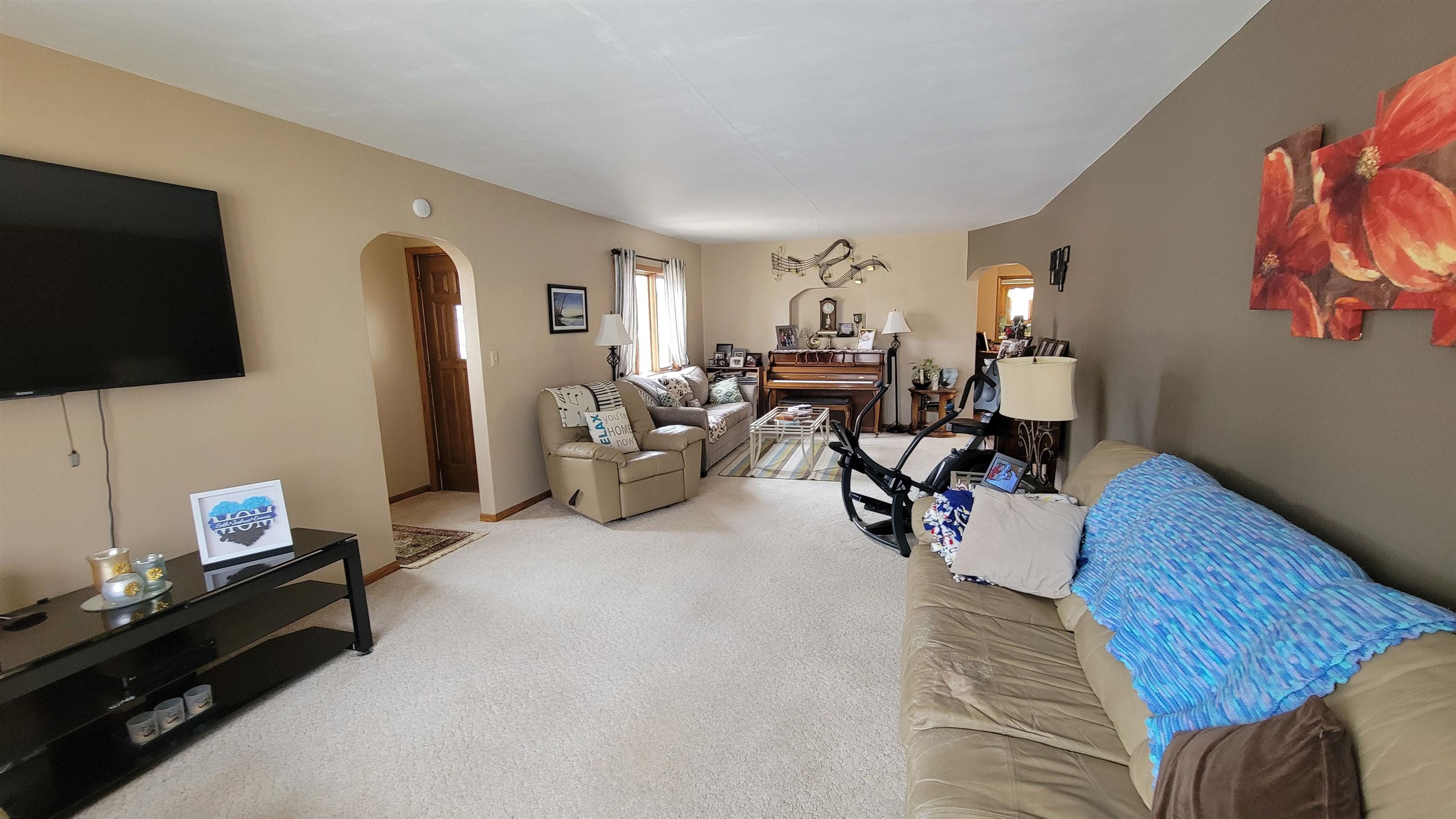 418 HOGAN STREET, Antigo, Wisconsin 54409, 3 Bedrooms Bedrooms, ,2 BathroomsBathrooms,Residential,For Sale,418 HOGAN STREET,22601279