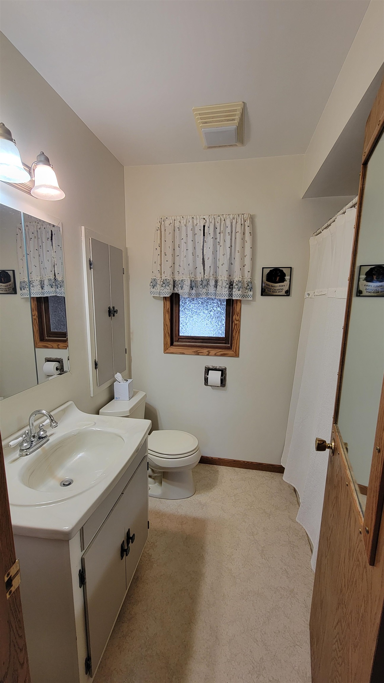 418 HOGAN STREET, Antigo, Wisconsin 54409, 3 Bedrooms Bedrooms, ,2 BathroomsBathrooms,Residential,For Sale,418 HOGAN STREET,22601279