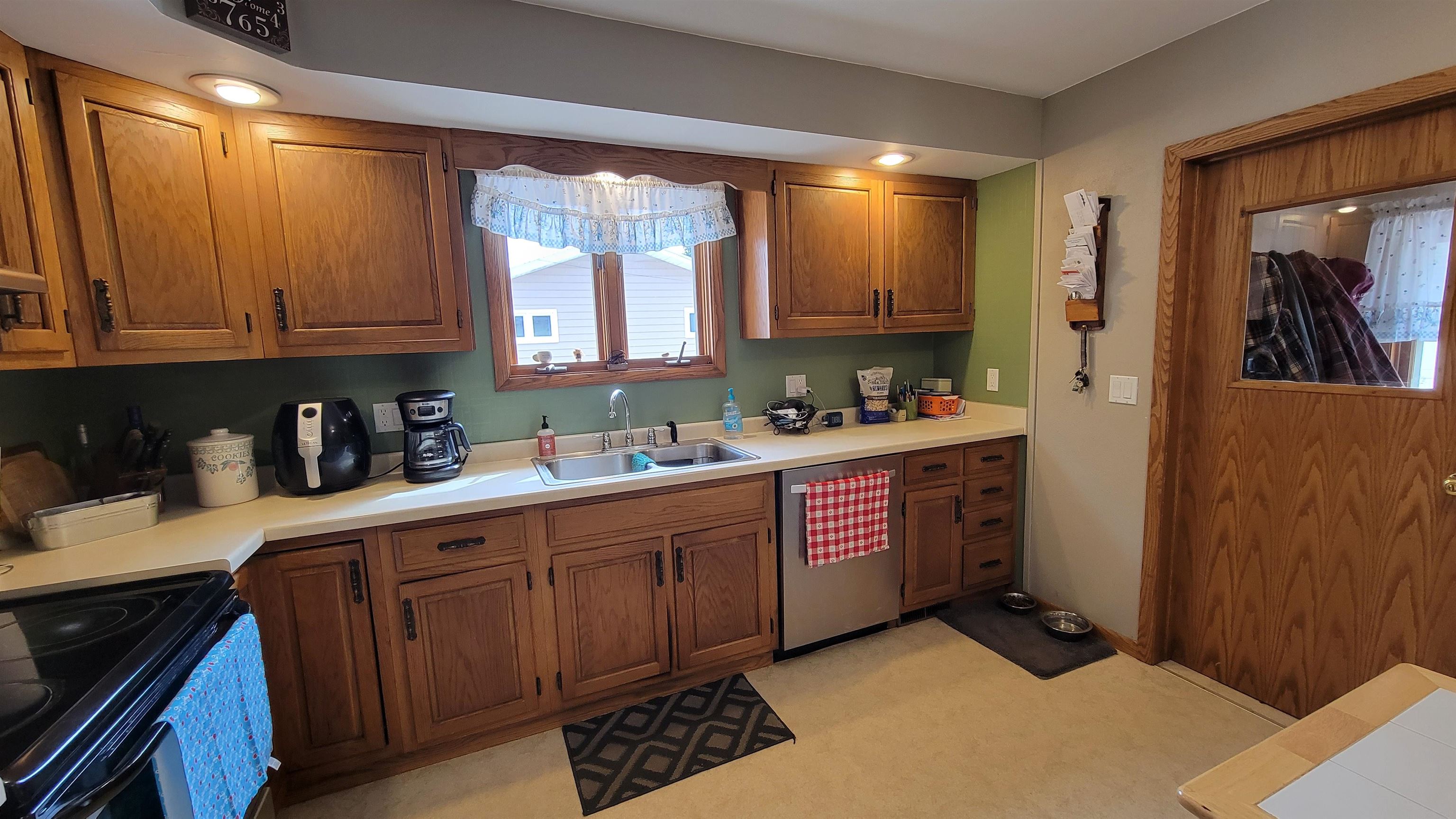 418 HOGAN STREET, Antigo, Wisconsin 54409, 3 Bedrooms Bedrooms, ,2 BathroomsBathrooms,Residential,For Sale,418 HOGAN STREET,22601279