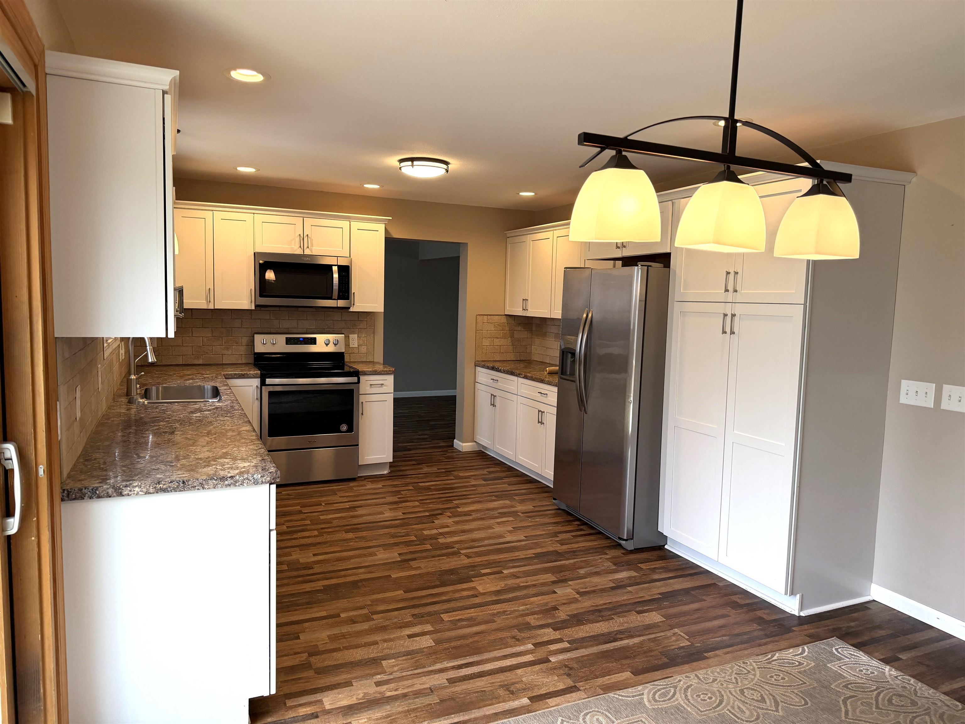 1105 RIDGE ROAD, Marshfield, Wisconsin 54449, 4 Bedrooms Bedrooms, ,2 BathroomsBathrooms,Residential,For Sale,1105 RIDGE ROAD,22601280