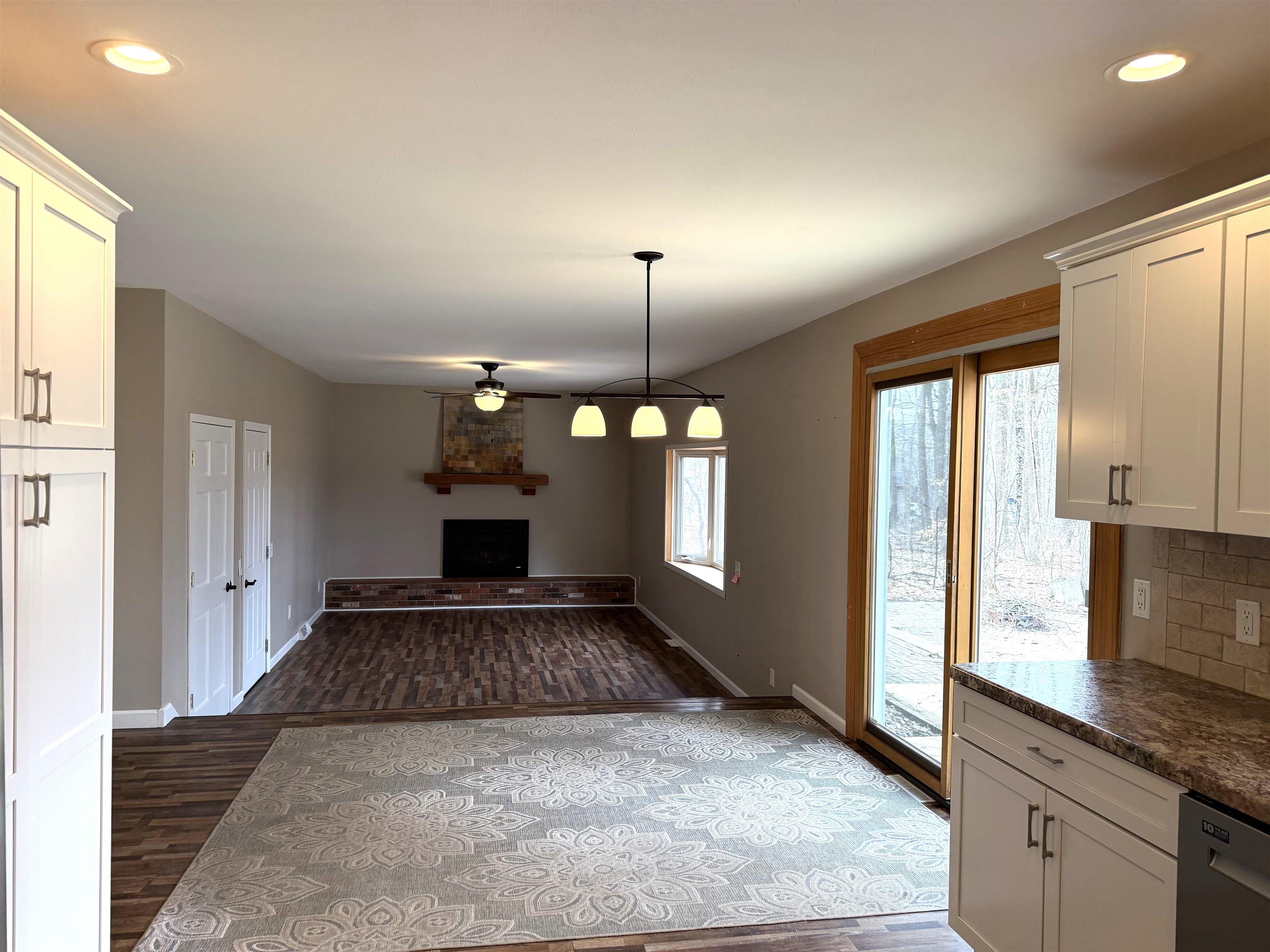 1105 RIDGE ROAD, Marshfield, Wisconsin 54449, 4 Bedrooms Bedrooms, ,2 BathroomsBathrooms,Residential,For Sale,1105 RIDGE ROAD,22601280