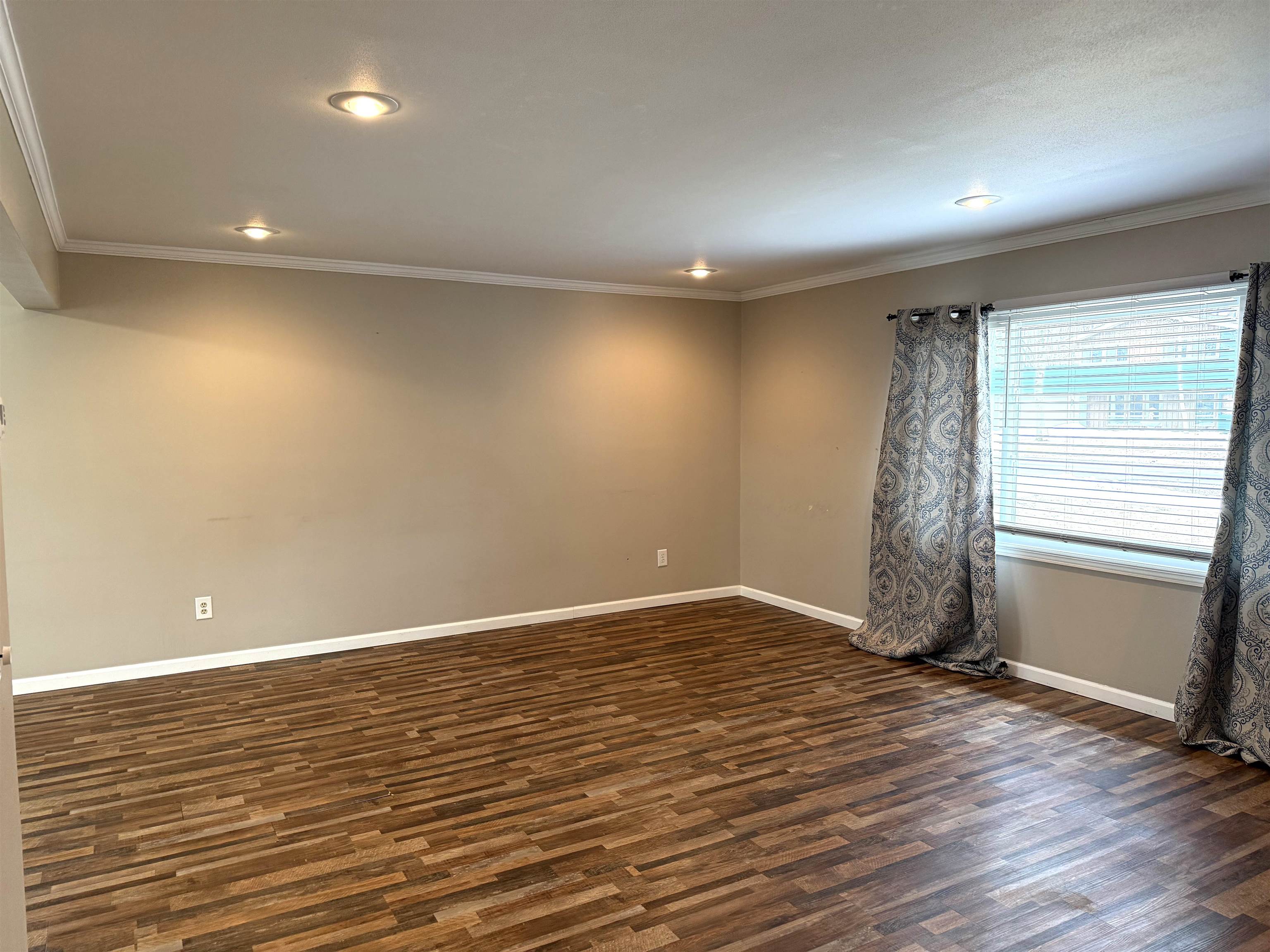 1105 RIDGE ROAD, Marshfield, Wisconsin 54449, 4 Bedrooms Bedrooms, ,2 BathroomsBathrooms,Residential,For Sale,1105 RIDGE ROAD,22601280