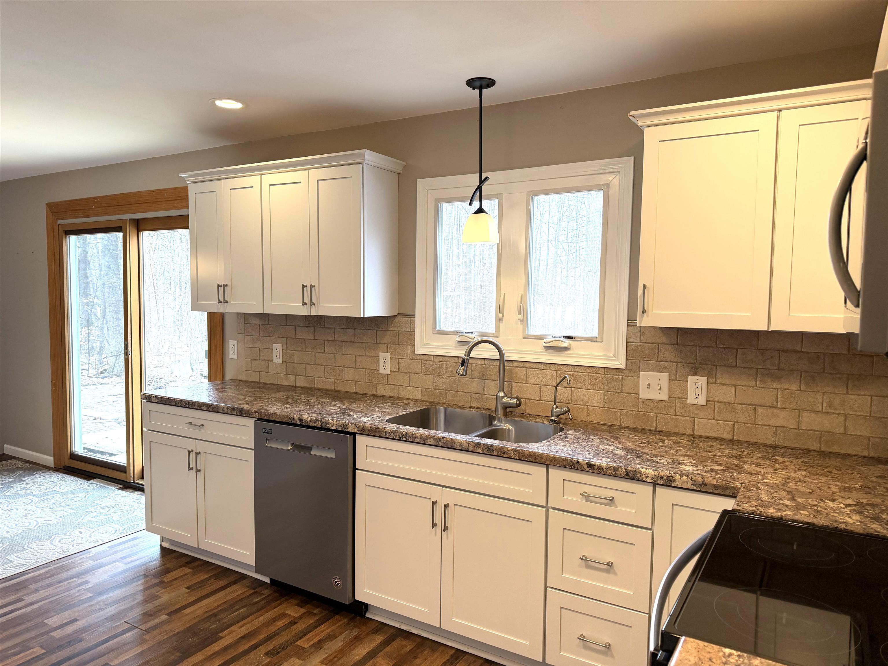 1105 RIDGE ROAD, Marshfield, Wisconsin 54449, 4 Bedrooms Bedrooms, ,2 BathroomsBathrooms,Residential,For Sale,1105 RIDGE ROAD,22601280