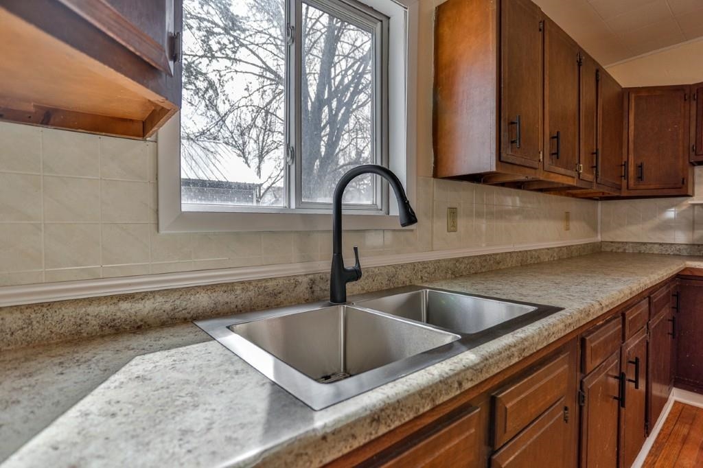 300 E 9TH STREET, Marshfield, Wisconsin 54449, 4 Bedrooms Bedrooms, ,2 BathroomsBathrooms,Residential,For Sale,300 E 9TH STREET,22601284