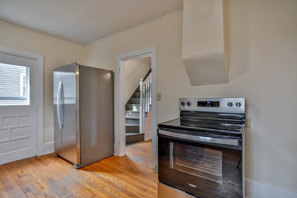 300 E 9TH STREET, Marshfield, Wisconsin 54449, 4 Bedrooms Bedrooms, ,2 BathroomsBathrooms,Residential,For Sale,300 E 9TH STREET,22601284