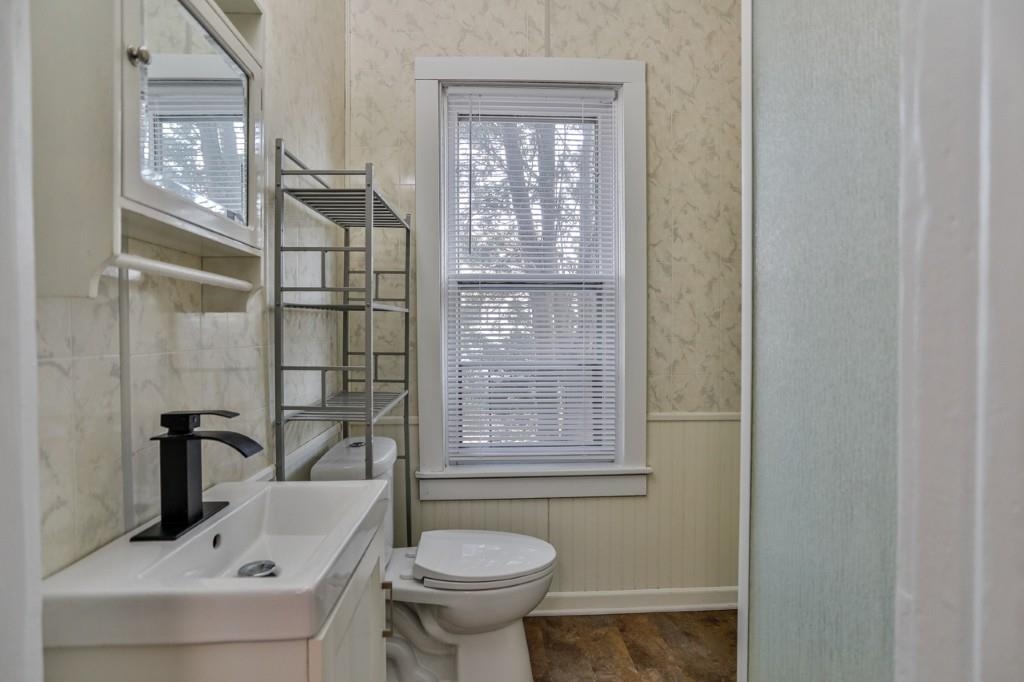 300 E 9TH STREET, Marshfield, Wisconsin 54449, 4 Bedrooms Bedrooms, ,2 BathroomsBathrooms,Residential,For Sale,300 E 9TH STREET,22601284