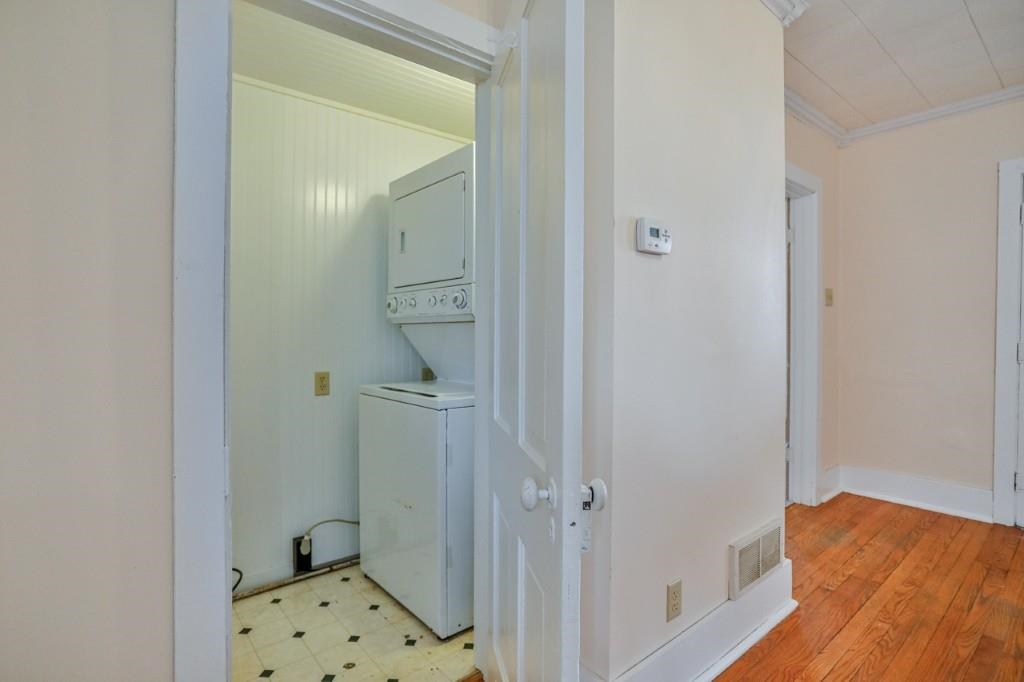 300 E 9TH STREET, Marshfield, Wisconsin 54449, 4 Bedrooms Bedrooms, ,2 BathroomsBathrooms,Residential,For Sale,300 E 9TH STREET,22601284