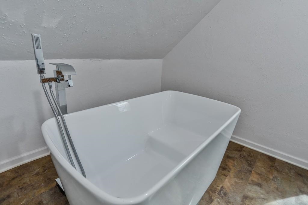 300 E 9TH STREET, Marshfield, Wisconsin 54449, 4 Bedrooms Bedrooms, ,2 BathroomsBathrooms,Residential,For Sale,300 E 9TH STREET,22601284