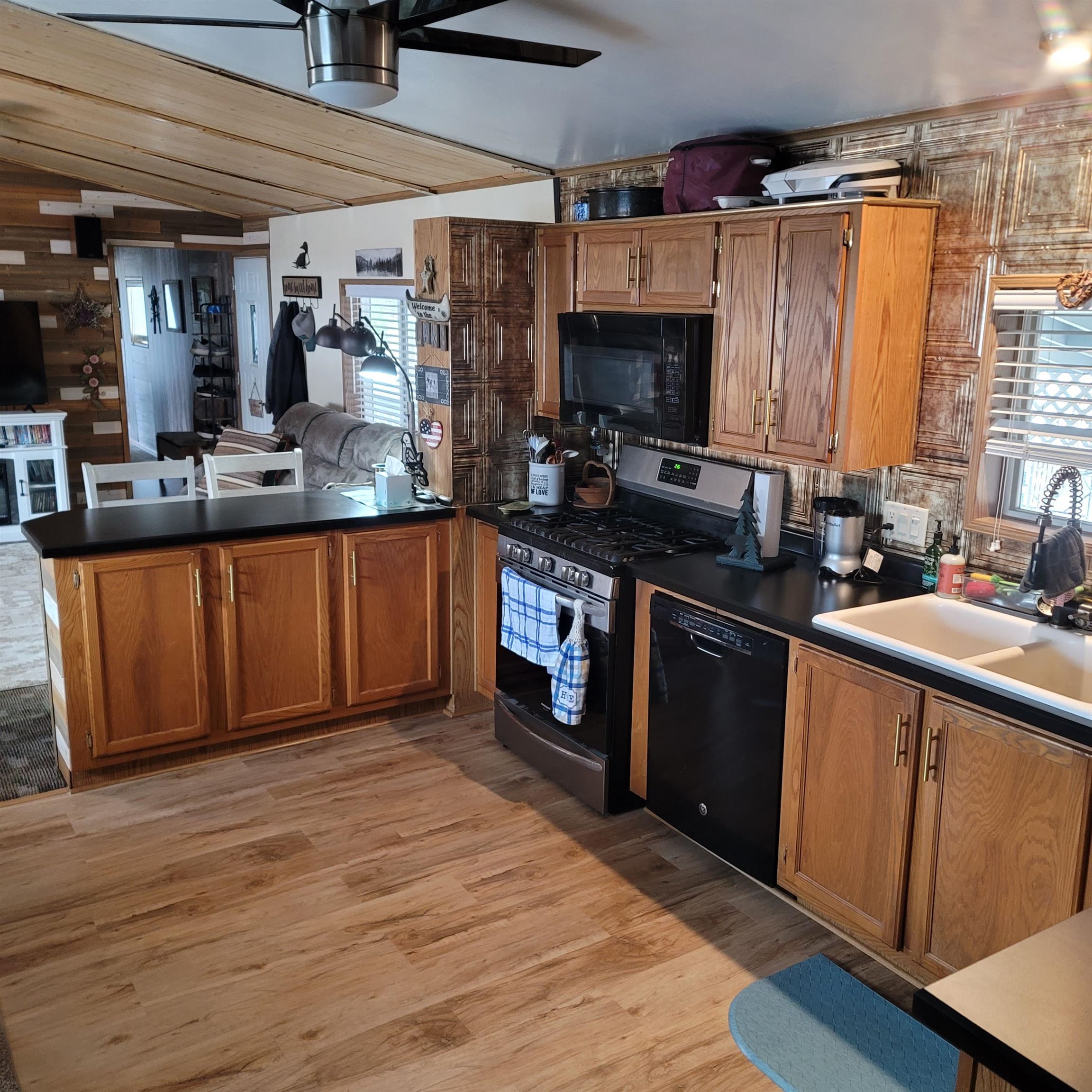 7740 SOUTH PARK ROAD, Wisconsin Rapids, Wisconsin 54494, 3 Bedrooms Bedrooms, ,2 BathroomsBathrooms,Residential,For Sale,7740 SOUTH PARK ROAD,22601288