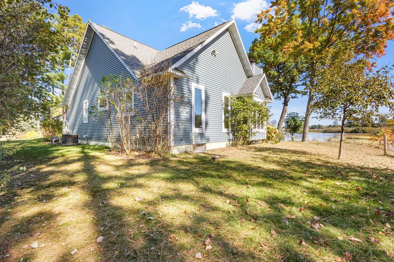 301 PINE ISLAND LANE, Schofield, Wisconsin 54476, 2 Bedrooms Bedrooms, ,3 BathroomsBathrooms,Residential,For Sale,301 PINE ISLAND LANE,22601289