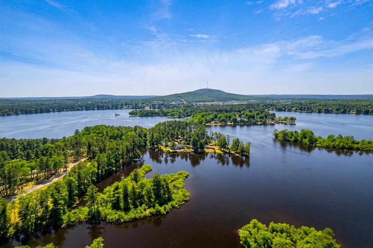 301 PINE ISLAND LANE, Schofield, Wisconsin 54476, 2 Bedrooms Bedrooms, ,3 BathroomsBathrooms,Residential,For Sale,301 PINE ISLAND LANE,22601289