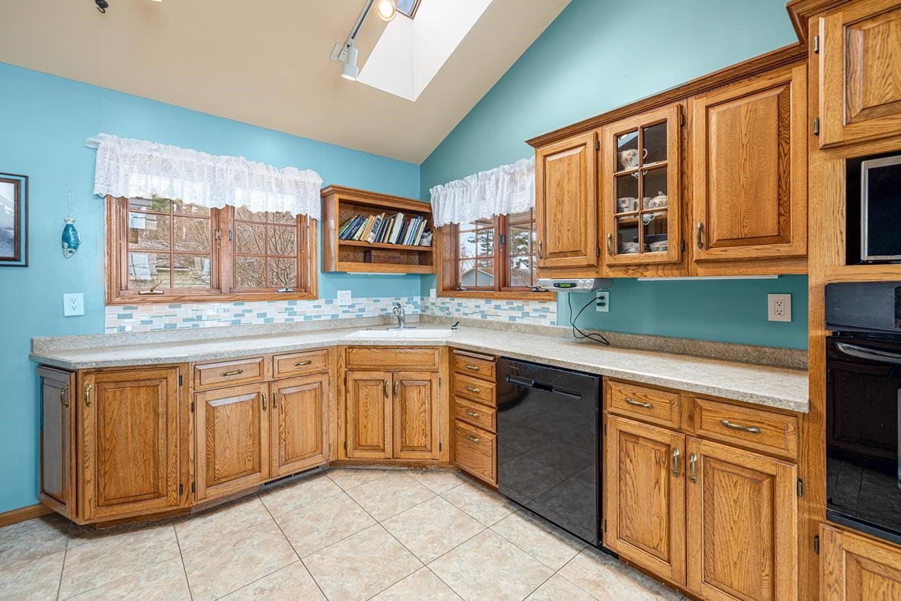 301 PINE ISLAND LANE, Schofield, Wisconsin 54476, 2 Bedrooms Bedrooms, ,3 BathroomsBathrooms,Residential,For Sale,301 PINE ISLAND LANE,22601289