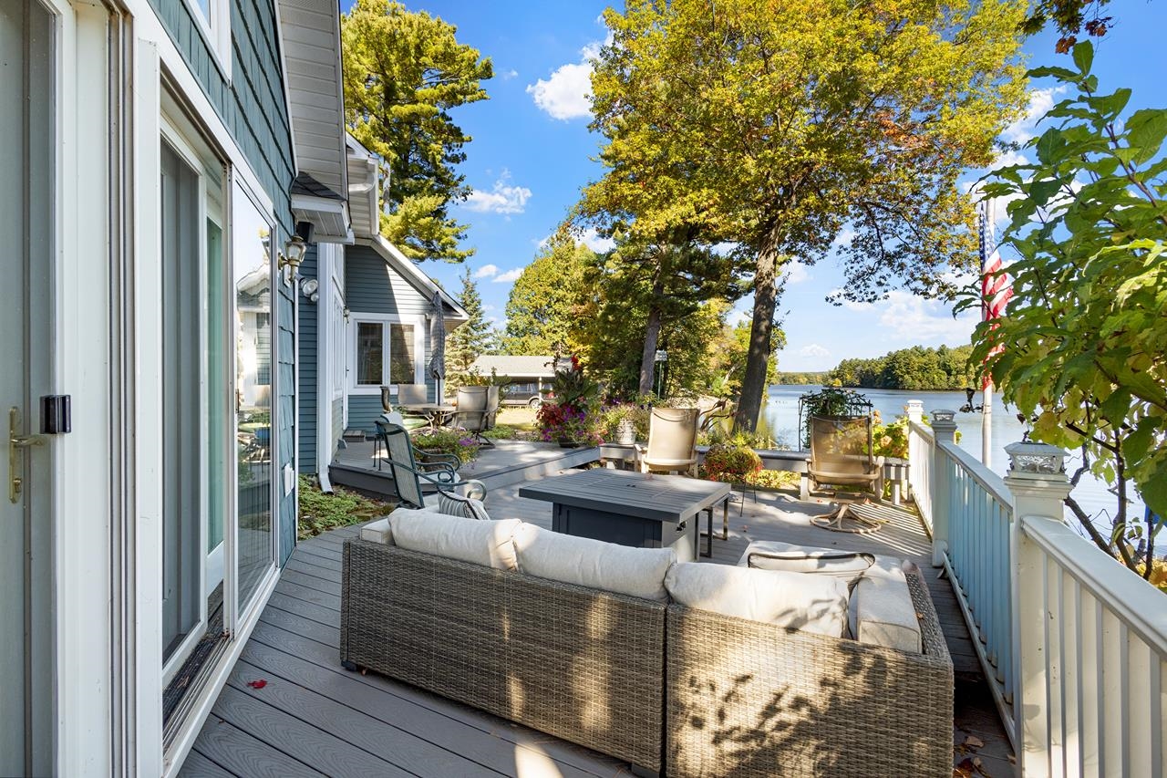 301 PINE ISLAND LANE, Schofield, Wisconsin 54476, 2 Bedrooms Bedrooms, ,3 BathroomsBathrooms,Residential,For Sale,301 PINE ISLAND LANE,22601289