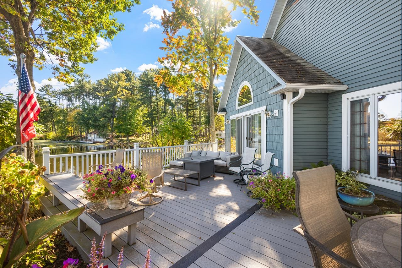 301 PINE ISLAND LANE, Schofield, Wisconsin 54476, 2 Bedrooms Bedrooms, ,3 BathroomsBathrooms,Residential,For Sale,301 PINE ISLAND LANE,22601289