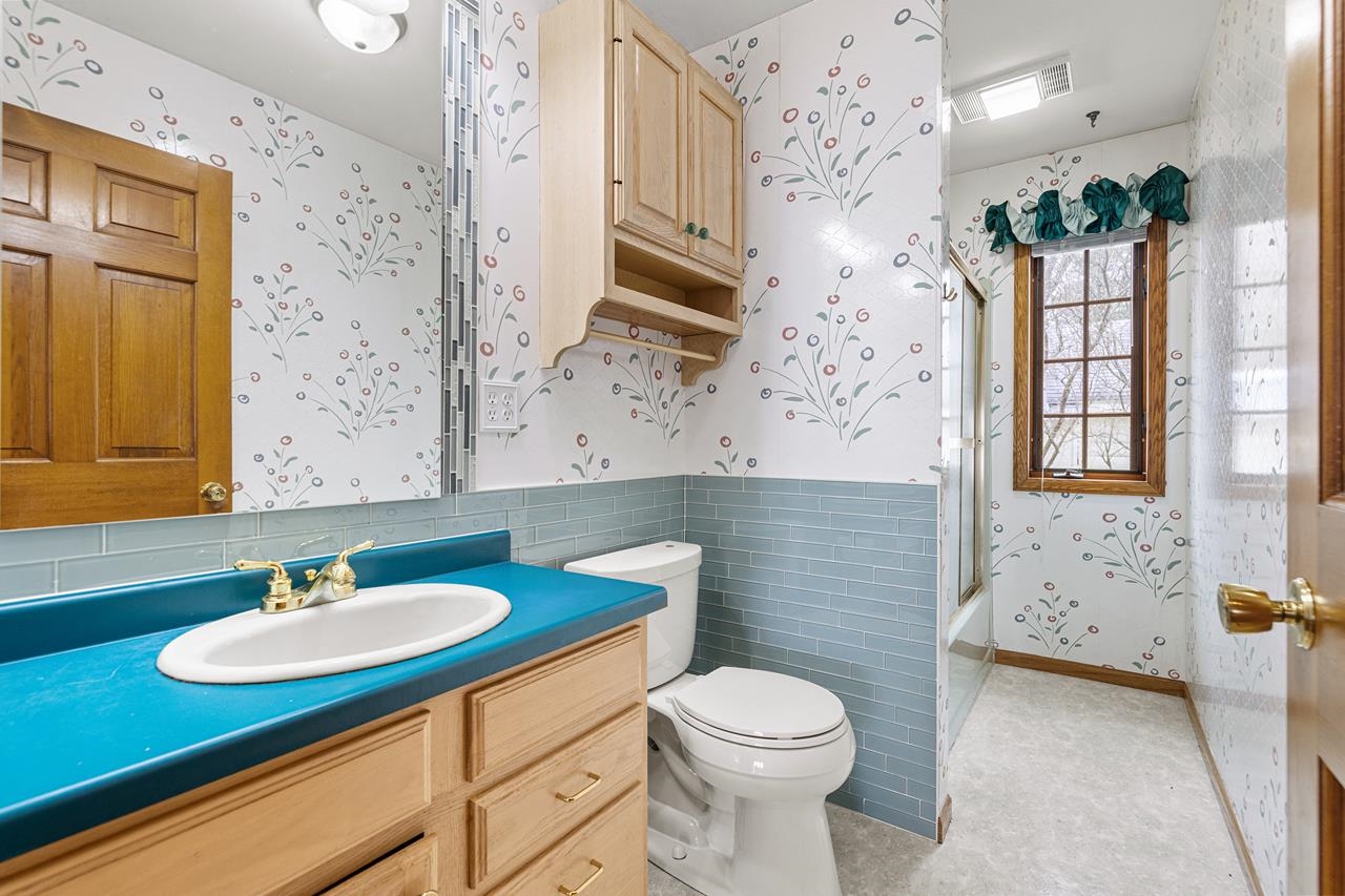 301 PINE ISLAND LANE, Schofield, Wisconsin 54476, 2 Bedrooms Bedrooms, ,3 BathroomsBathrooms,Residential,For Sale,301 PINE ISLAND LANE,22601289