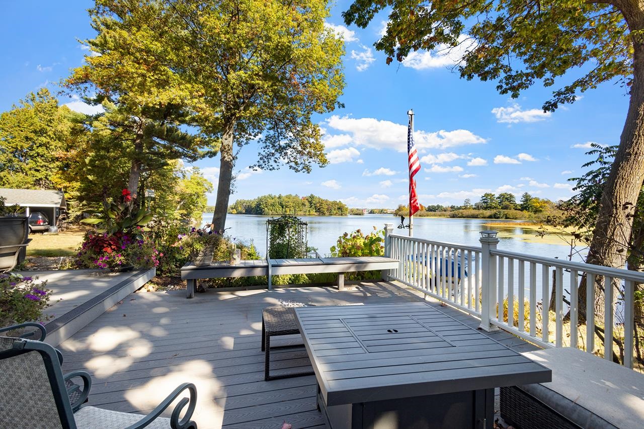 301 PINE ISLAND LANE, Schofield, Wisconsin 54476, 2 Bedrooms Bedrooms, ,3 BathroomsBathrooms,Residential,For Sale,301 PINE ISLAND LANE,22601289