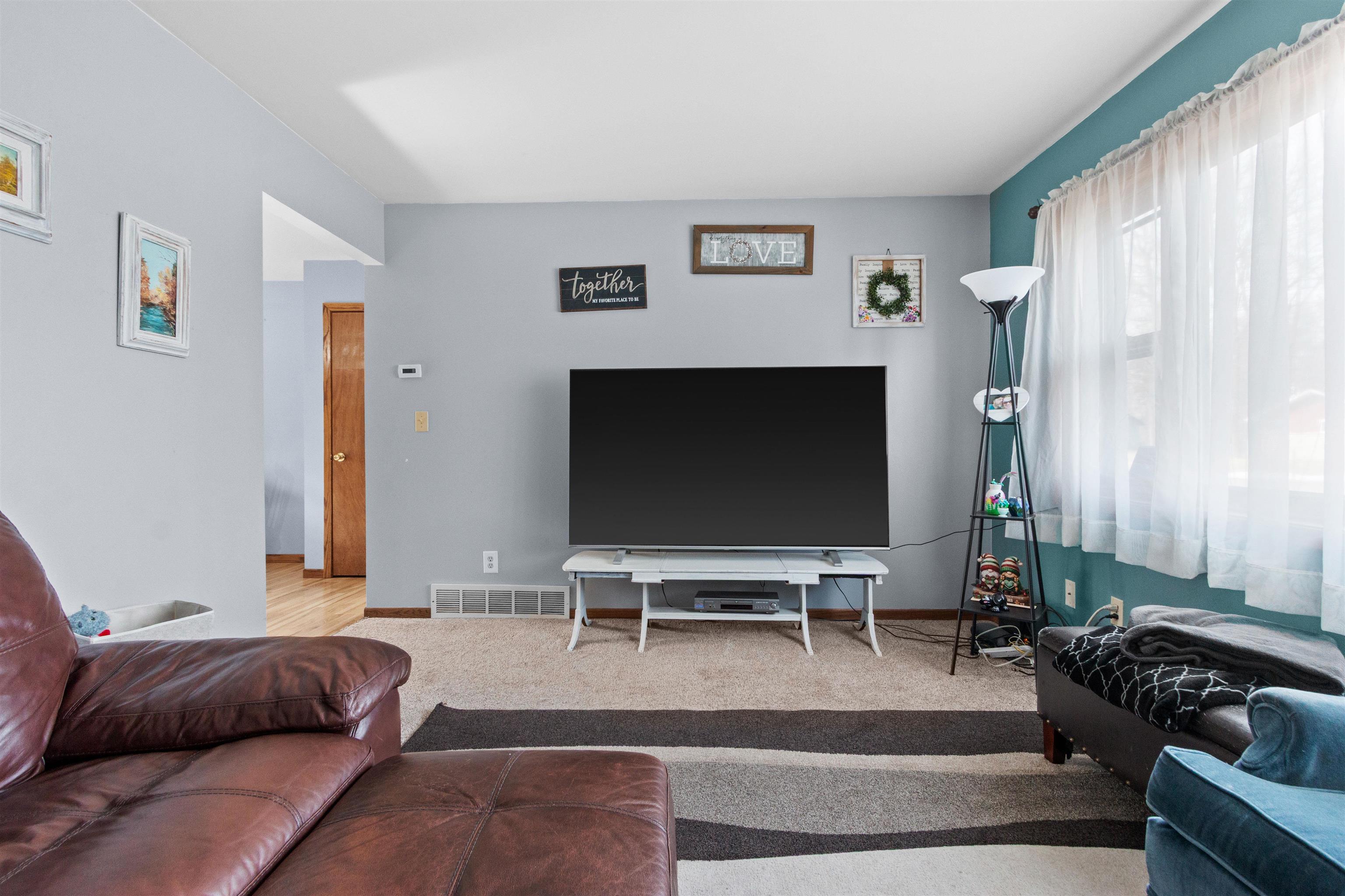 720-722 EDWARDS DRIVE, Mosinee, Wisconsin 54455, 3 Bedrooms Bedrooms, 6 Rooms Rooms,2 BathroomsBathrooms,Multi-family,For Sale,720-722 EDWARDS DRIVE,22601290