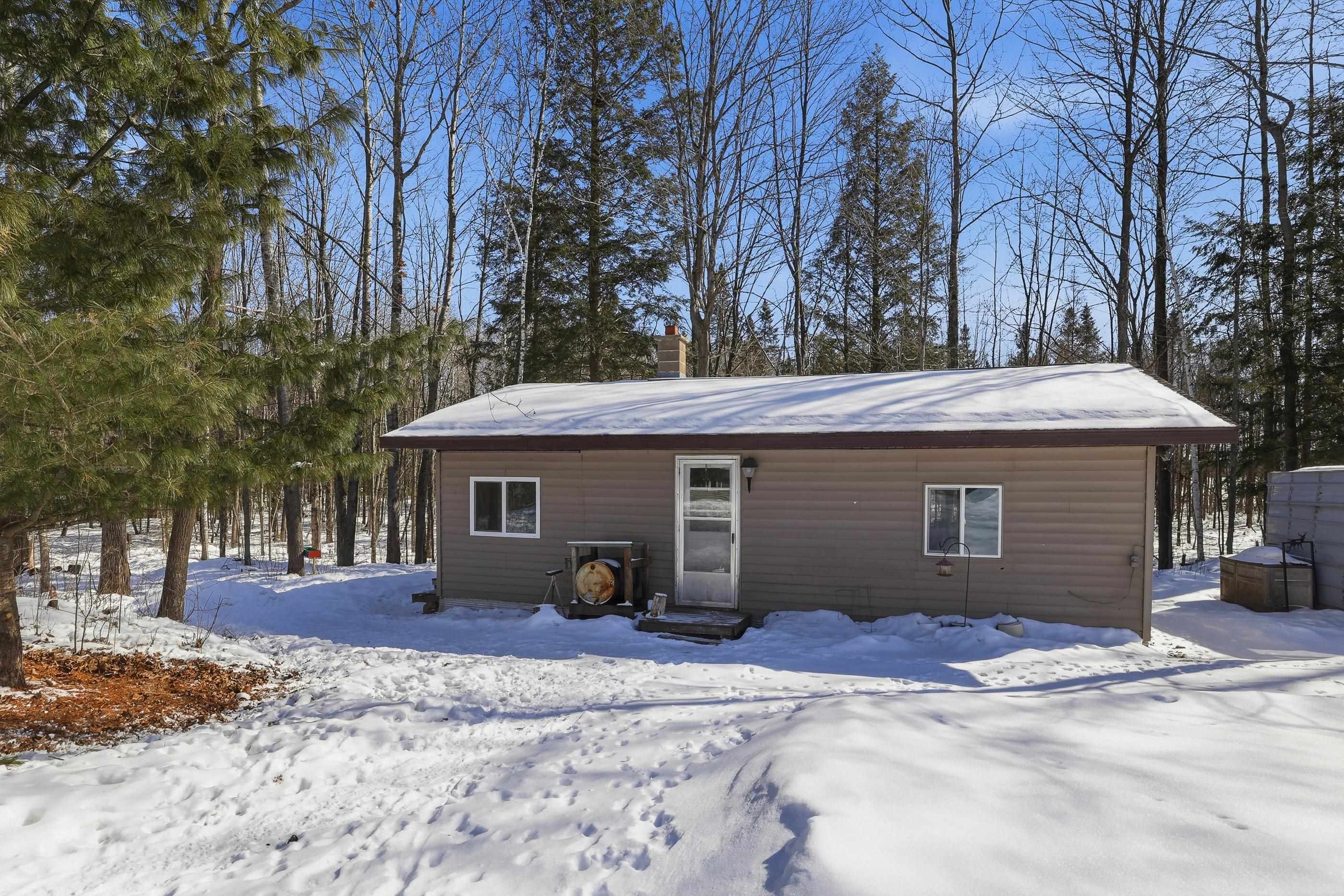 5010 N CASTLE DRIVE, Medford, Wisconsin 54451, 3 Bedrooms Bedrooms, ,1 BathroomBathrooms,Residential,For Sale,5010 N CASTLE DRIVE,22601294