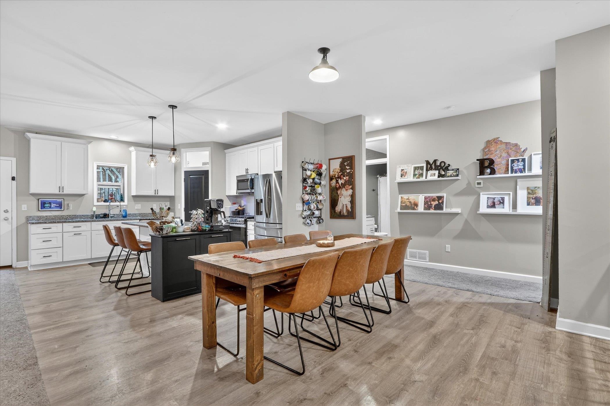 11142 N LAKE WOODS DRIVE, EDGERTON, Wisconsin 53534, 6 Bedrooms Bedrooms, ,3 BathroomsBathrooms,Residential,For Sale,11142 N LAKE WOODS DRIVE,22601295