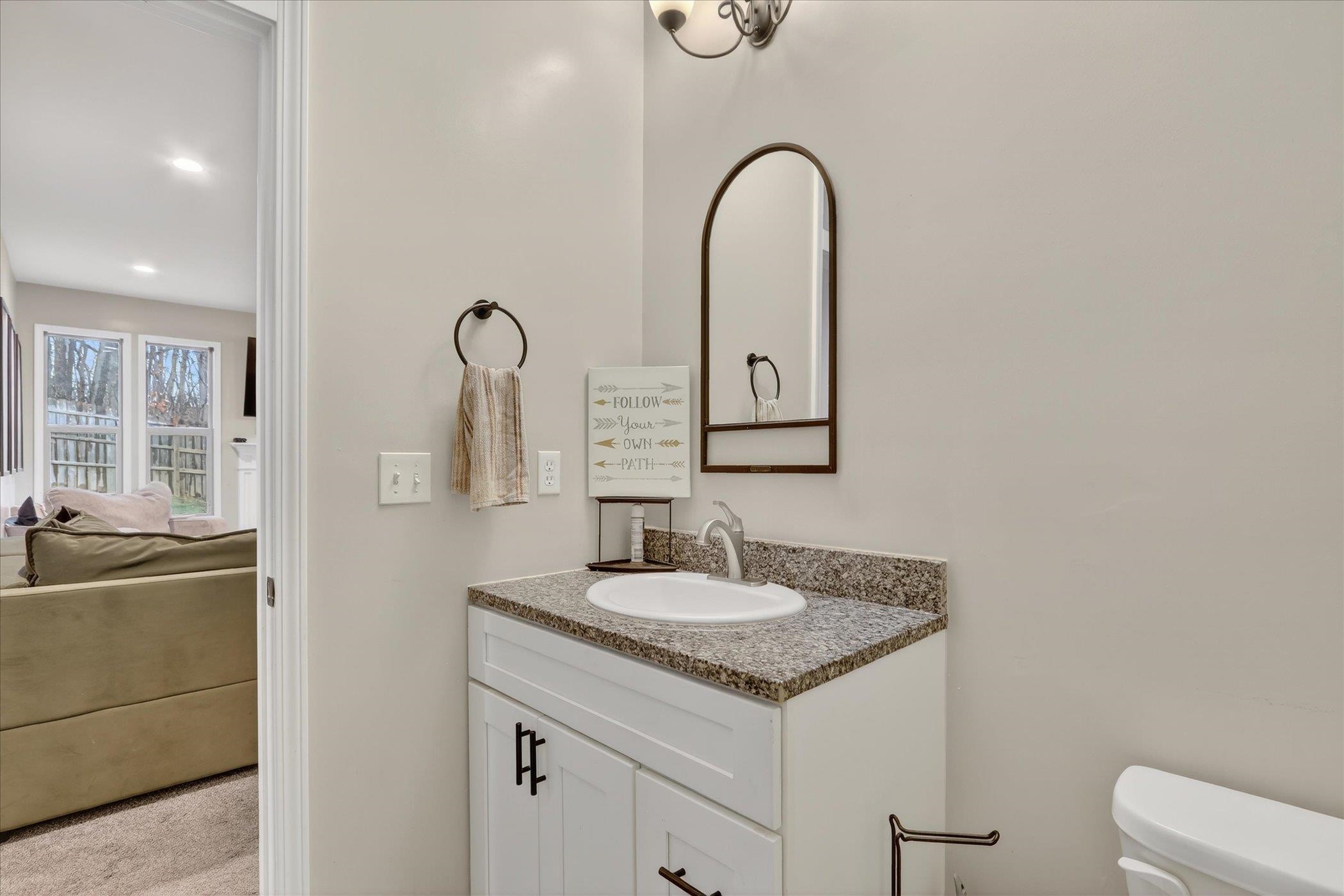 11142 N LAKE WOODS DRIVE, EDGERTON, Wisconsin 53534, 6 Bedrooms Bedrooms, ,3 BathroomsBathrooms,Residential,For Sale,11142 N LAKE WOODS DRIVE,22601295