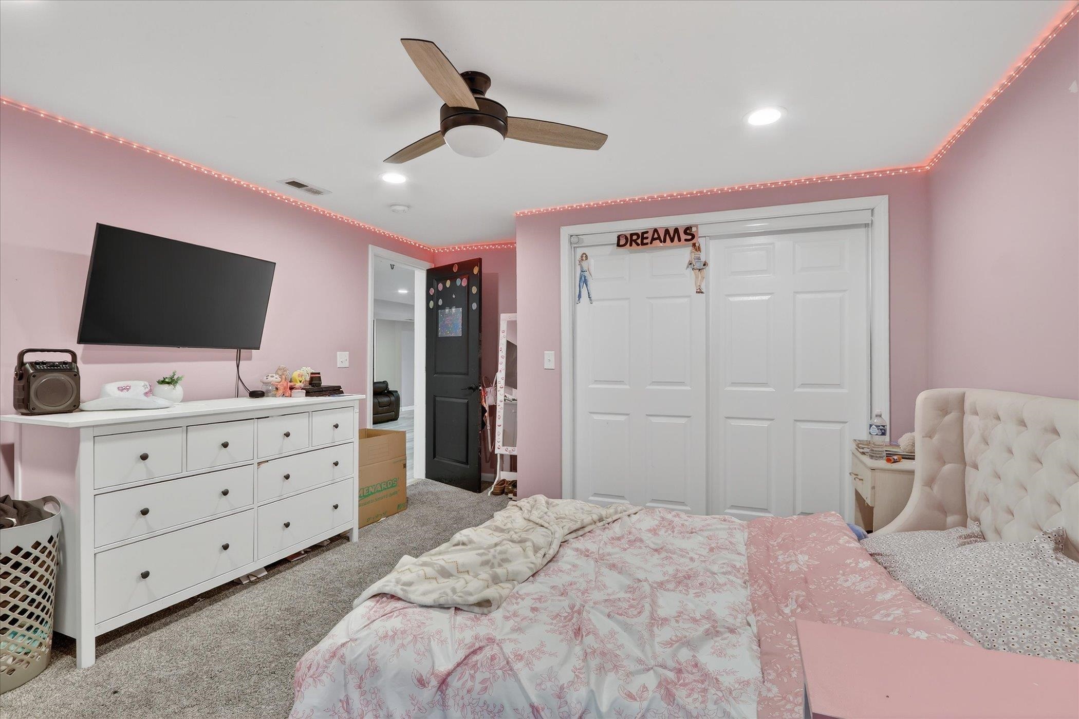 11142 N LAKE WOODS DRIVE, EDGERTON, Wisconsin 53534, 6 Bedrooms Bedrooms, ,3 BathroomsBathrooms,Residential,For Sale,11142 N LAKE WOODS DRIVE,22601295