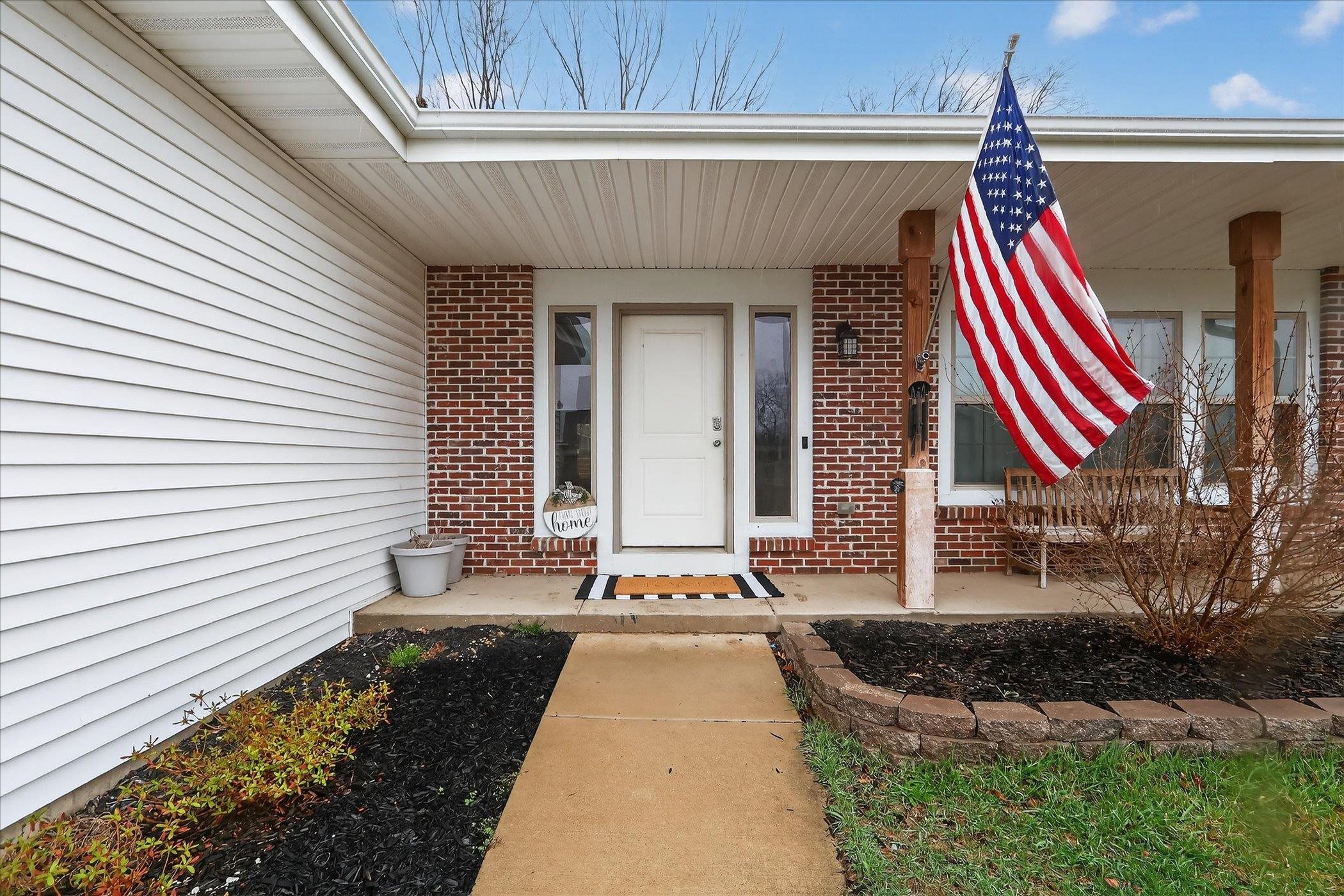 11142 N LAKE WOODS DRIVE, EDGERTON, Wisconsin 53534, 6 Bedrooms Bedrooms, ,3 BathroomsBathrooms,Residential,For Sale,11142 N LAKE WOODS DRIVE,22601295