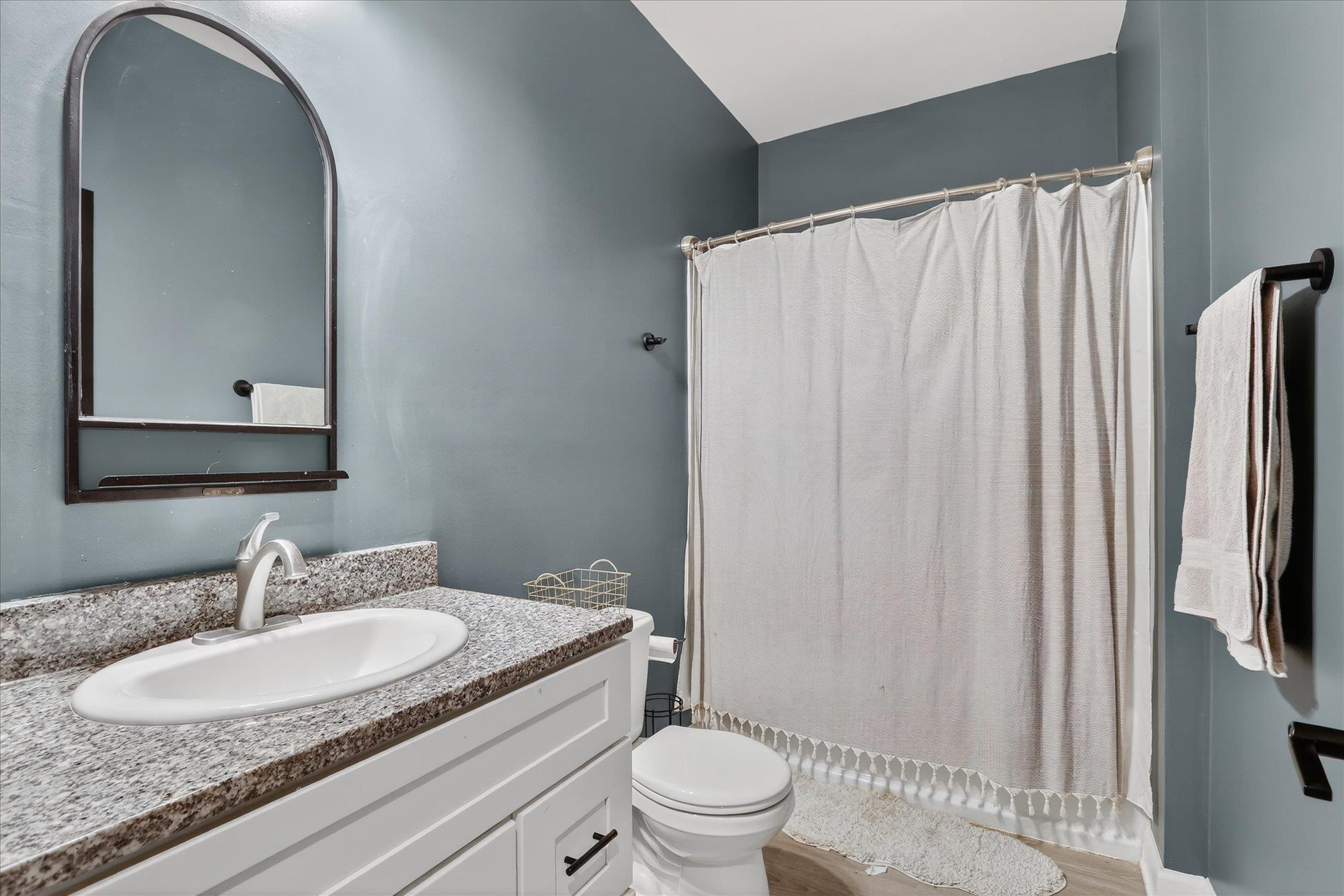 11142 N LAKE WOODS DRIVE, EDGERTON, Wisconsin 53534, 6 Bedrooms Bedrooms, ,3 BathroomsBathrooms,Residential,For Sale,11142 N LAKE WOODS DRIVE,22601295