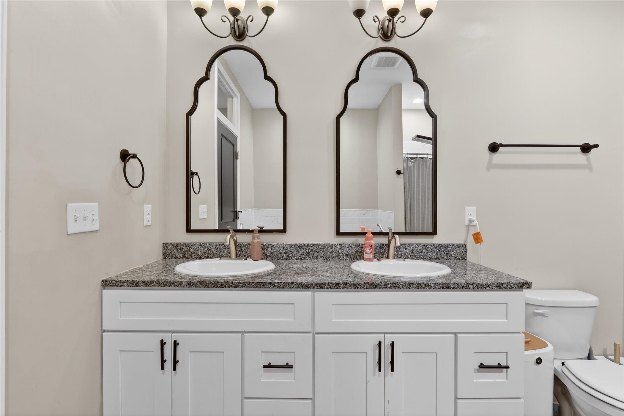 11142 N LAKE WOODS DRIVE, EDGERTON, Wisconsin 53534, 6 Bedrooms Bedrooms, ,3 BathroomsBathrooms,Residential,For Sale,11142 N LAKE WOODS DRIVE,22601295