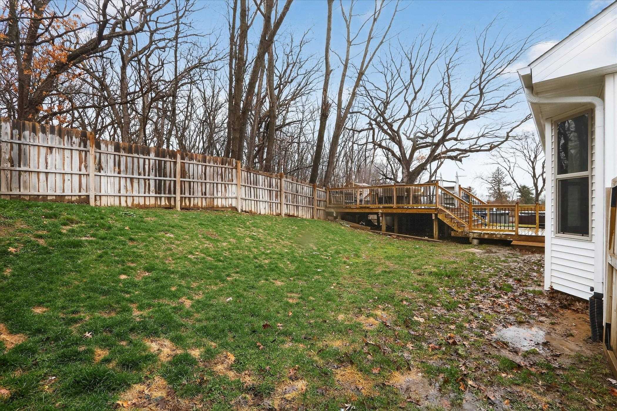 11142 N LAKE WOODS DRIVE, EDGERTON, Wisconsin 53534, 6 Bedrooms Bedrooms, ,3 BathroomsBathrooms,Residential,For Sale,11142 N LAKE WOODS DRIVE,22601295