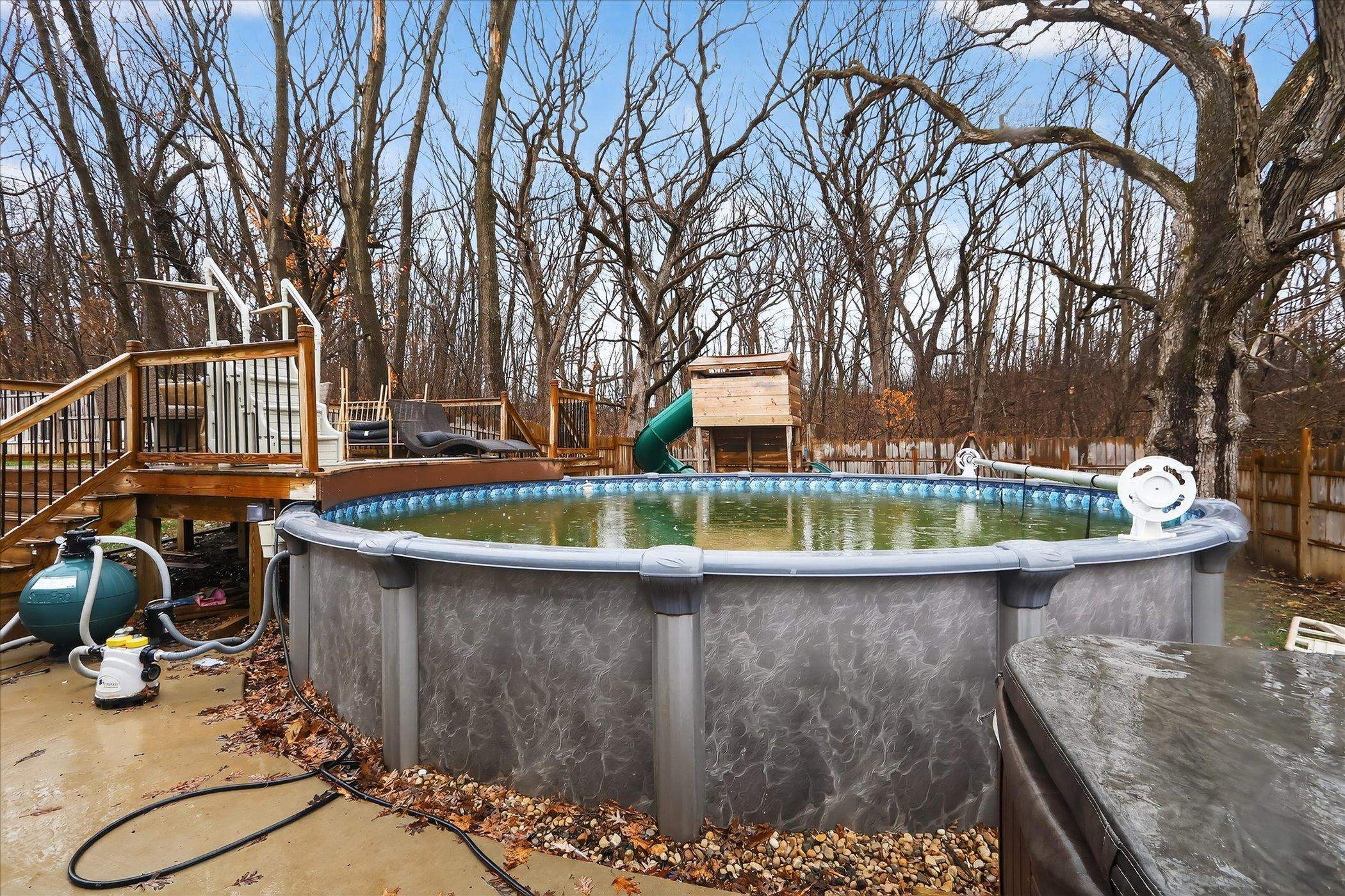 11142 N LAKE WOODS DRIVE, EDGERTON, Wisconsin 53534, 6 Bedrooms Bedrooms, ,3 BathroomsBathrooms,Residential,For Sale,11142 N LAKE WOODS DRIVE,22601295