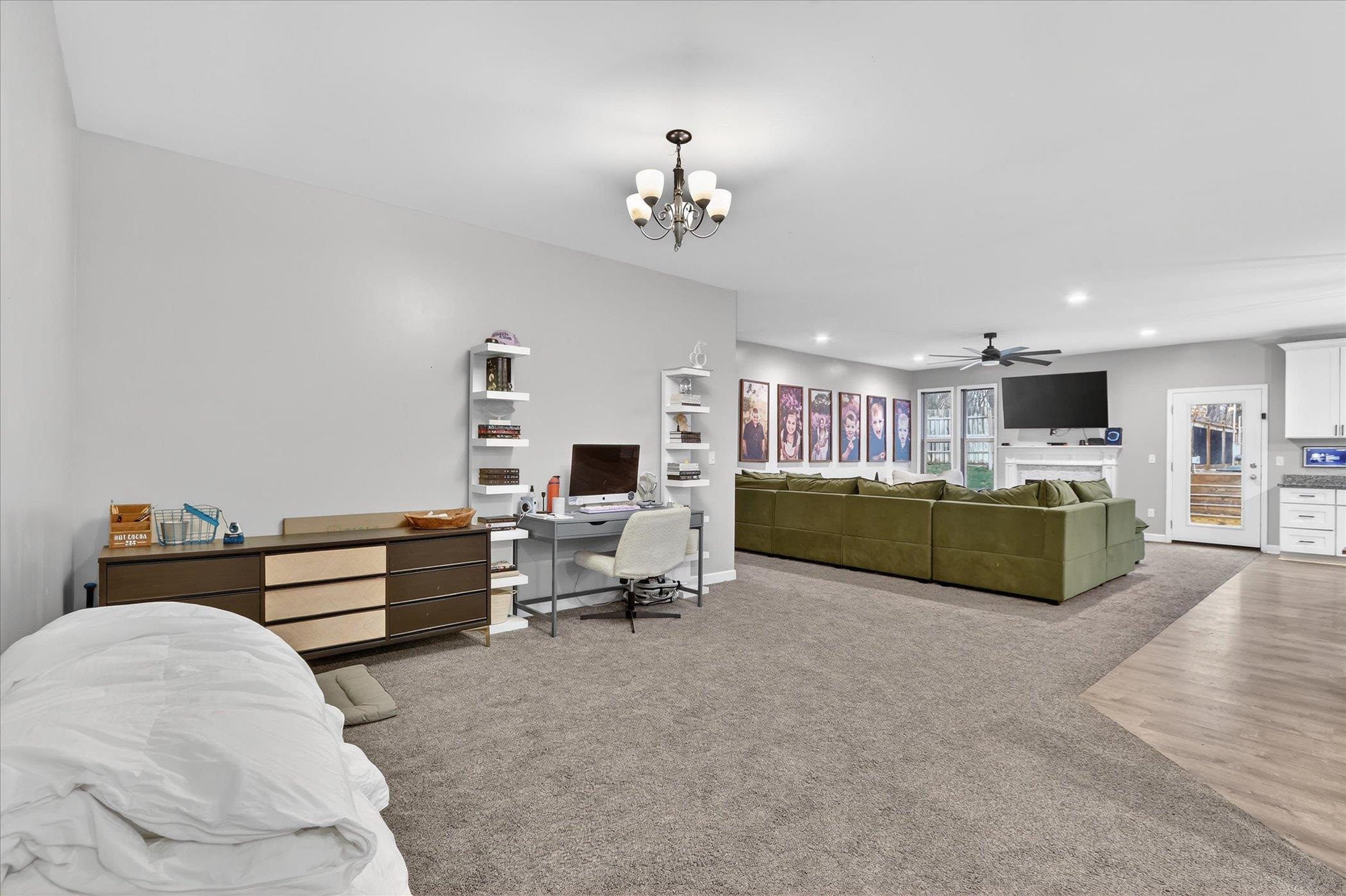 11142 N LAKE WOODS DRIVE, EDGERTON, Wisconsin 53534, 6 Bedrooms Bedrooms, ,3 BathroomsBathrooms,Residential,For Sale,11142 N LAKE WOODS DRIVE,22601295