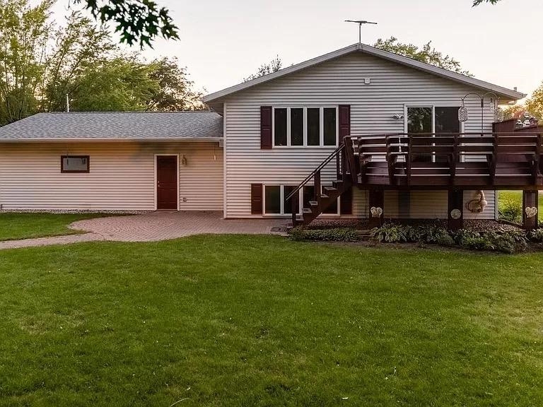 513 N HUME AVENUE, Marshfield, Wisconsin 54449, 4 Bedrooms Bedrooms, ,2 BathroomsBathrooms,Residential,For Sale,513 N HUME AVENUE,22601296