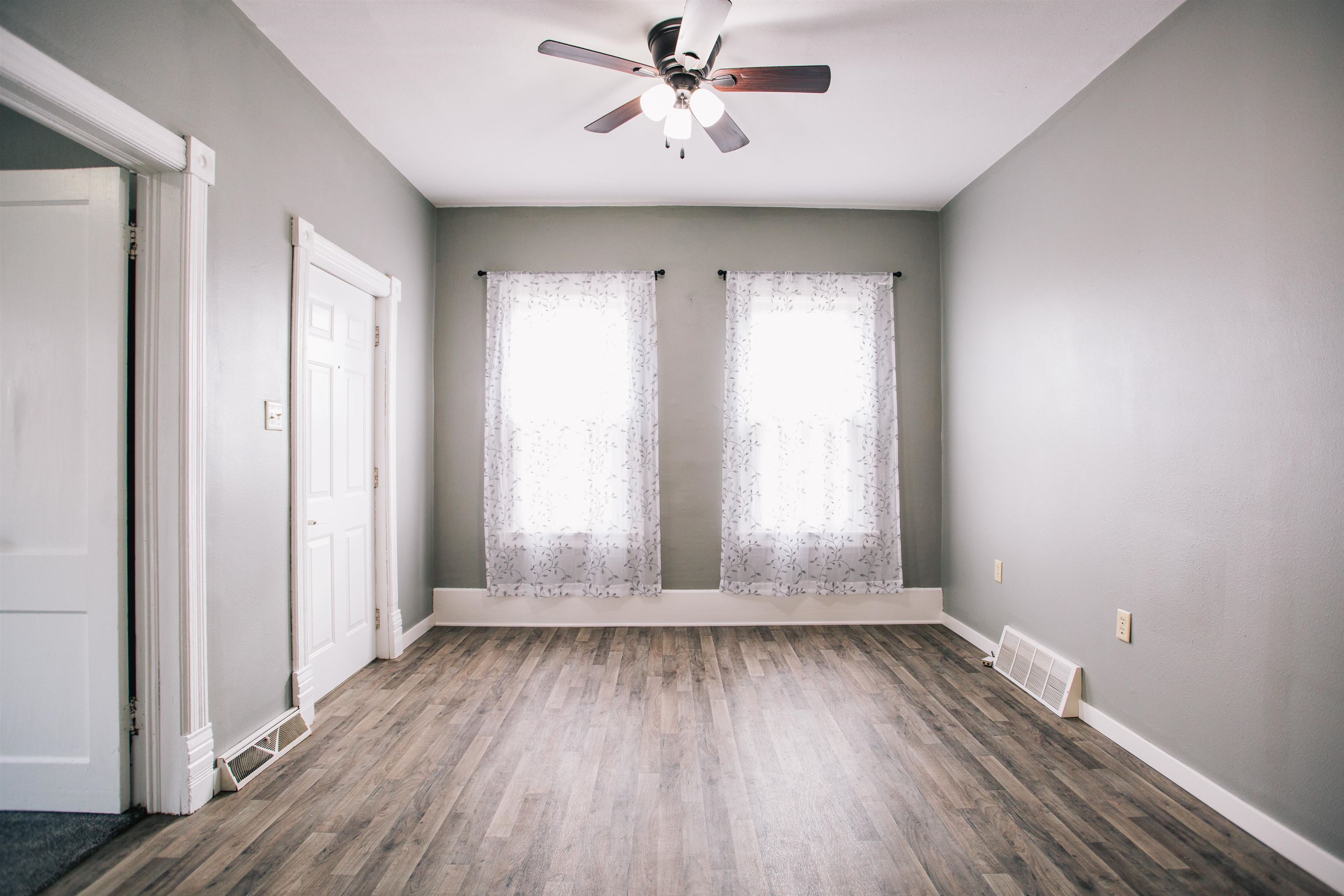 320 PARK STREET, Neillsville, Wisconsin 54456, 2 Bedrooms Bedrooms, ,1 BathroomBathrooms,Residential,For Sale,320 PARK STREET,22601297